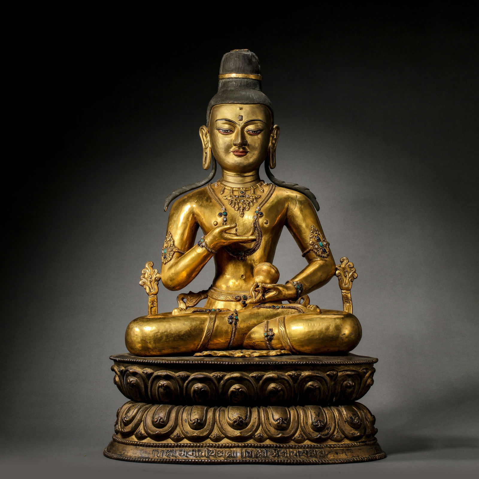 Chinese Qing Dynasty Gilt Bronze Seated Buddha Statue (1 of 15)