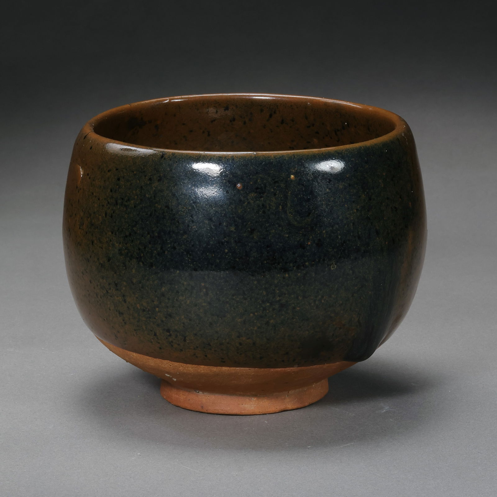 Northern Song Dynasty Cizhou Kiln Black Glazed Bowl (1 of 9)