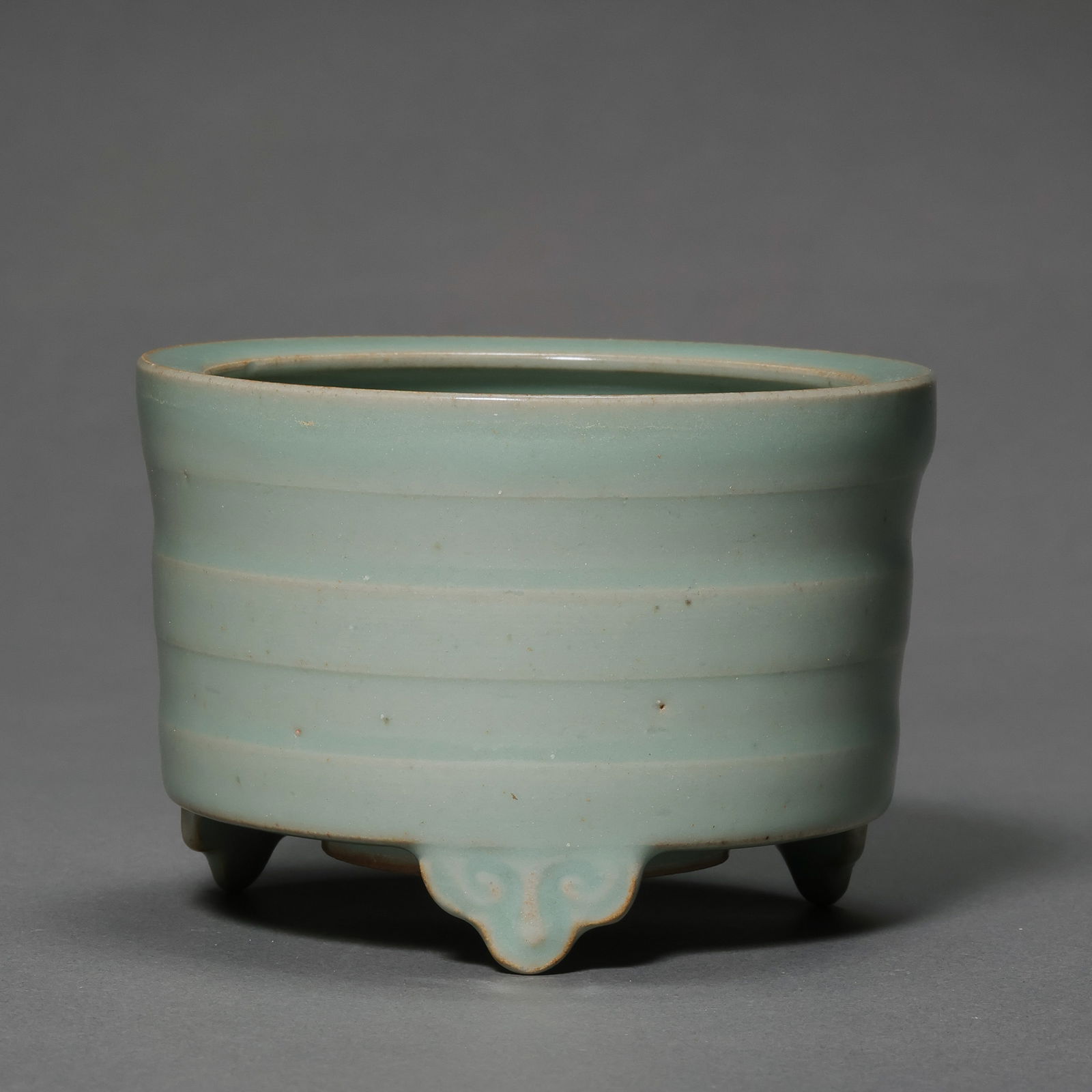 A celadon tripod censer from the Longquan kiln in the Southern Song Dynasty, China. (1 of 9)