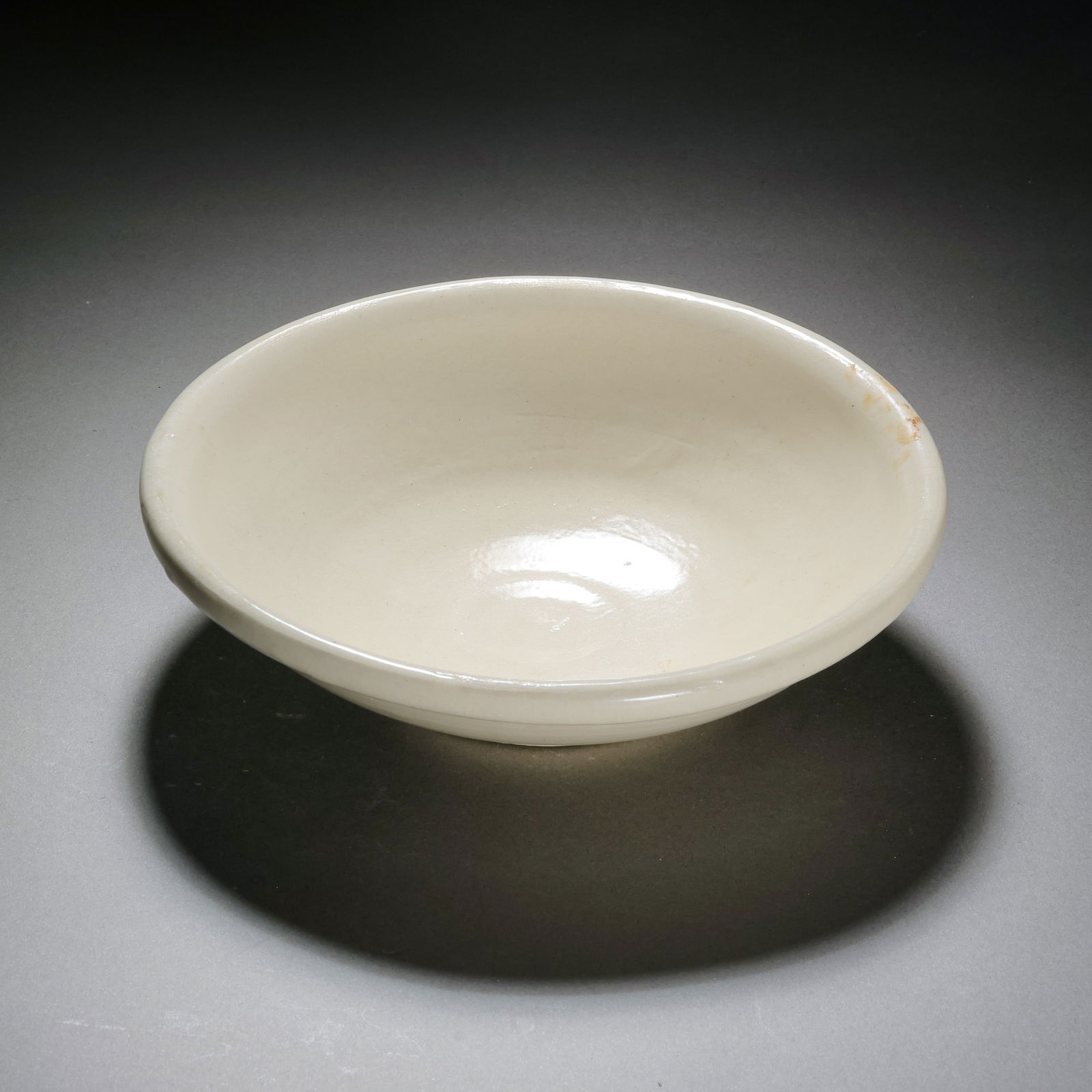 White porcelain bowl with lipped rim from Gongxian kiln, Tang Dynasty, China (1 of 8)