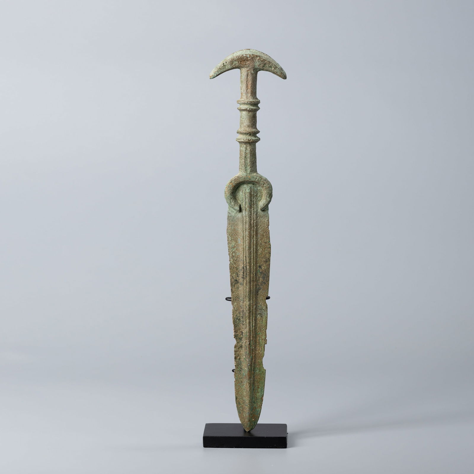 Ancient Luristan Bronze Sword 6th Century BC: L. 34.8 cm. W. 7 cm. Weight. 473 gram.