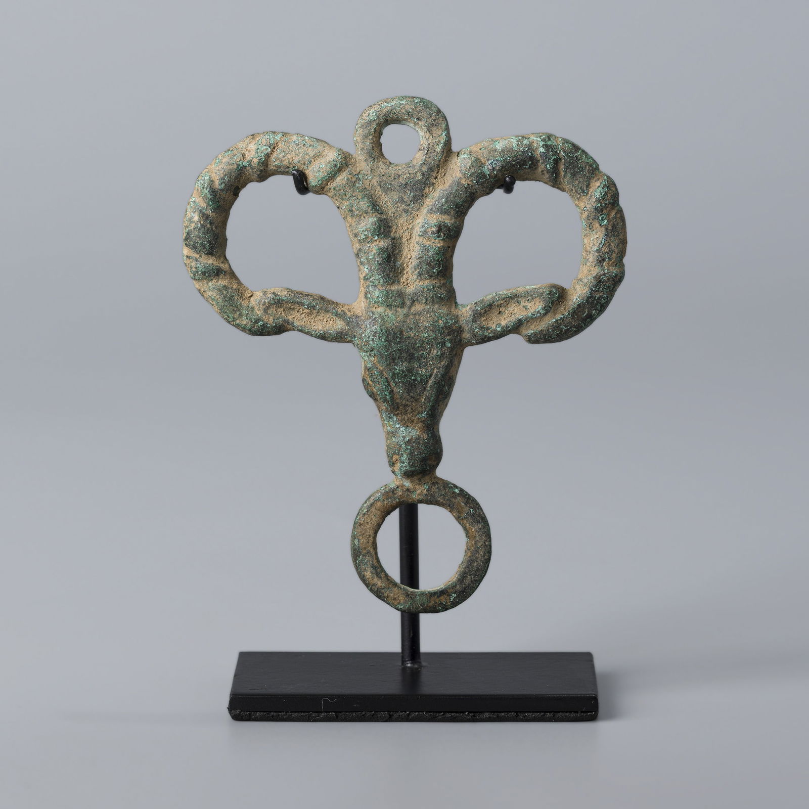West Asian bronzes: L. 8.5 cm. W. 7.3 cm. Weight. 52 gram.