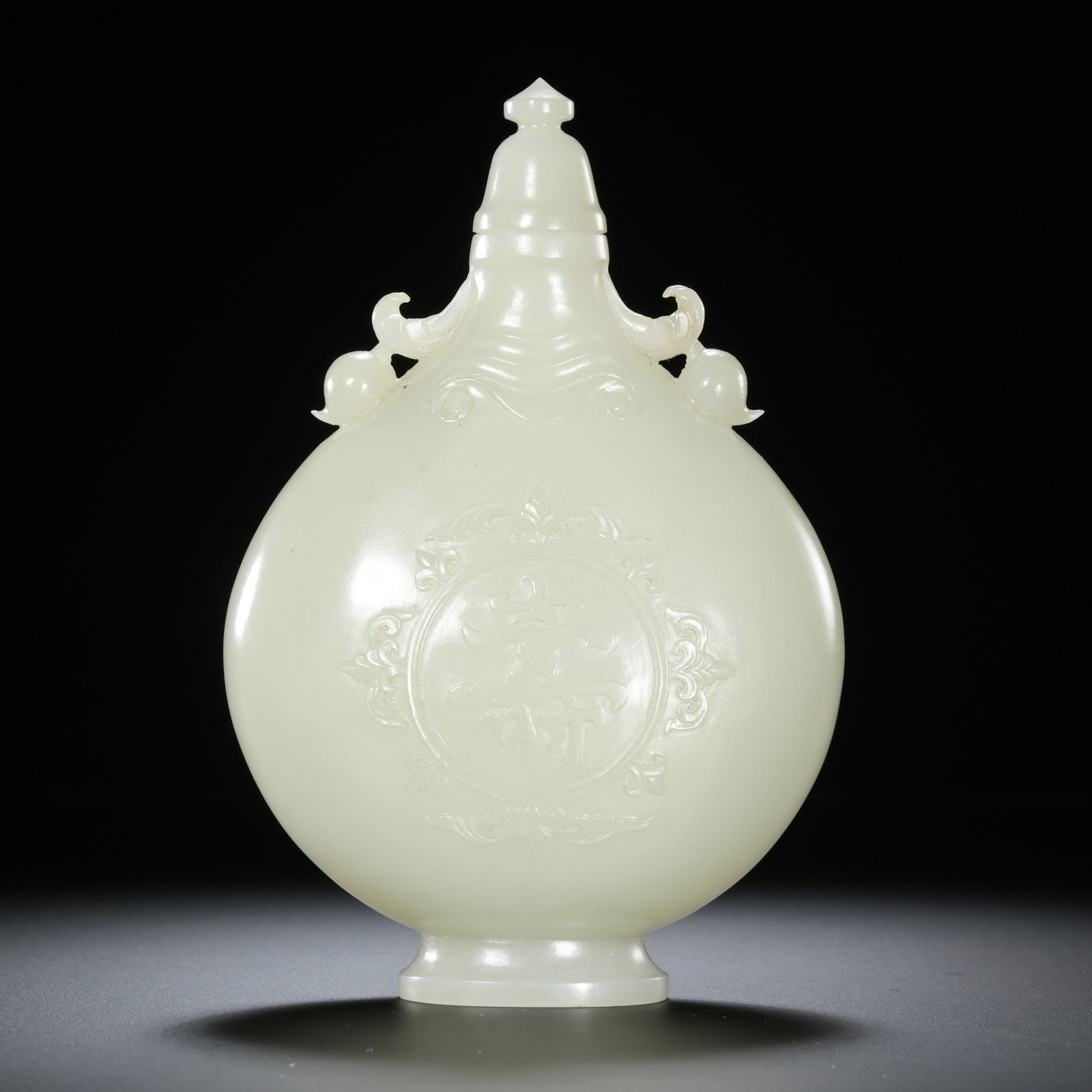 Chinese Qing Dynasty Hetian white jade ornament: H. 11 cm. Weight. 121 gram.