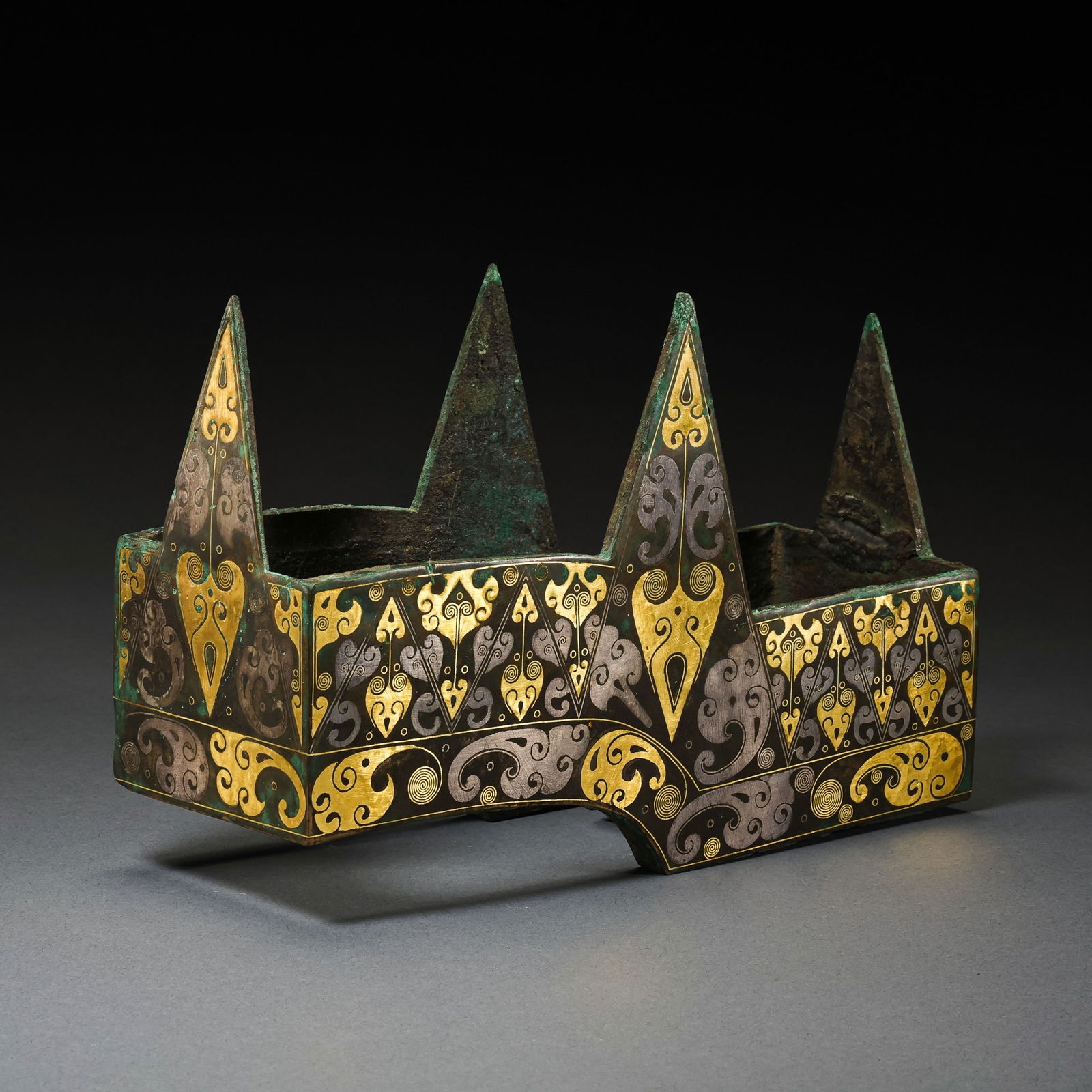 Chinese Warring States Period Gold and Silver Inlaid Chariot and Horse Pieces: H. 9.5 cm. L. 16.5 cm. Weight. 640 gram.