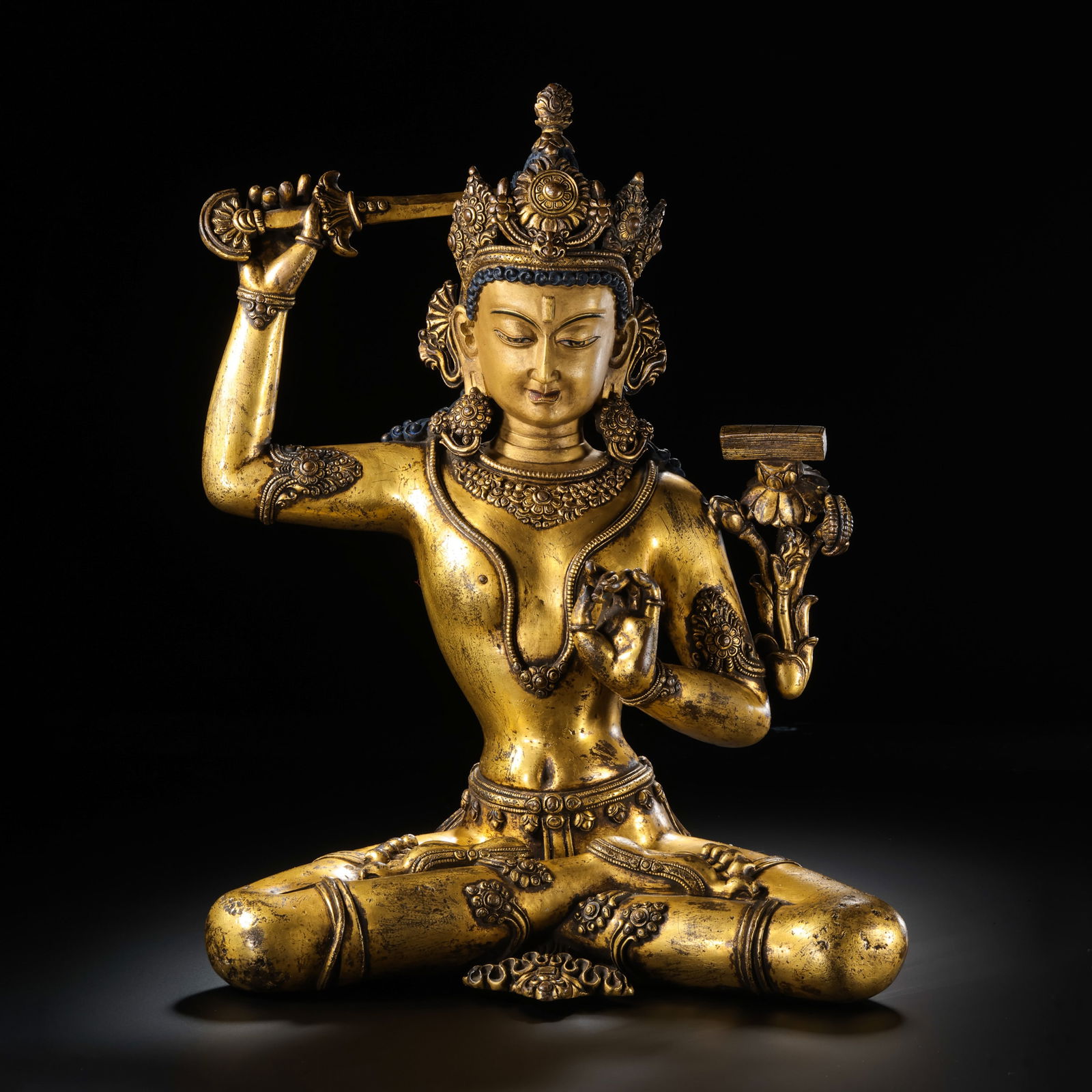 Chinese Ming Dynasty Gilt Bronze Seated Buddha Statue: H. 32 cm. W. 24.5 cm. Weight. 5543 gram.