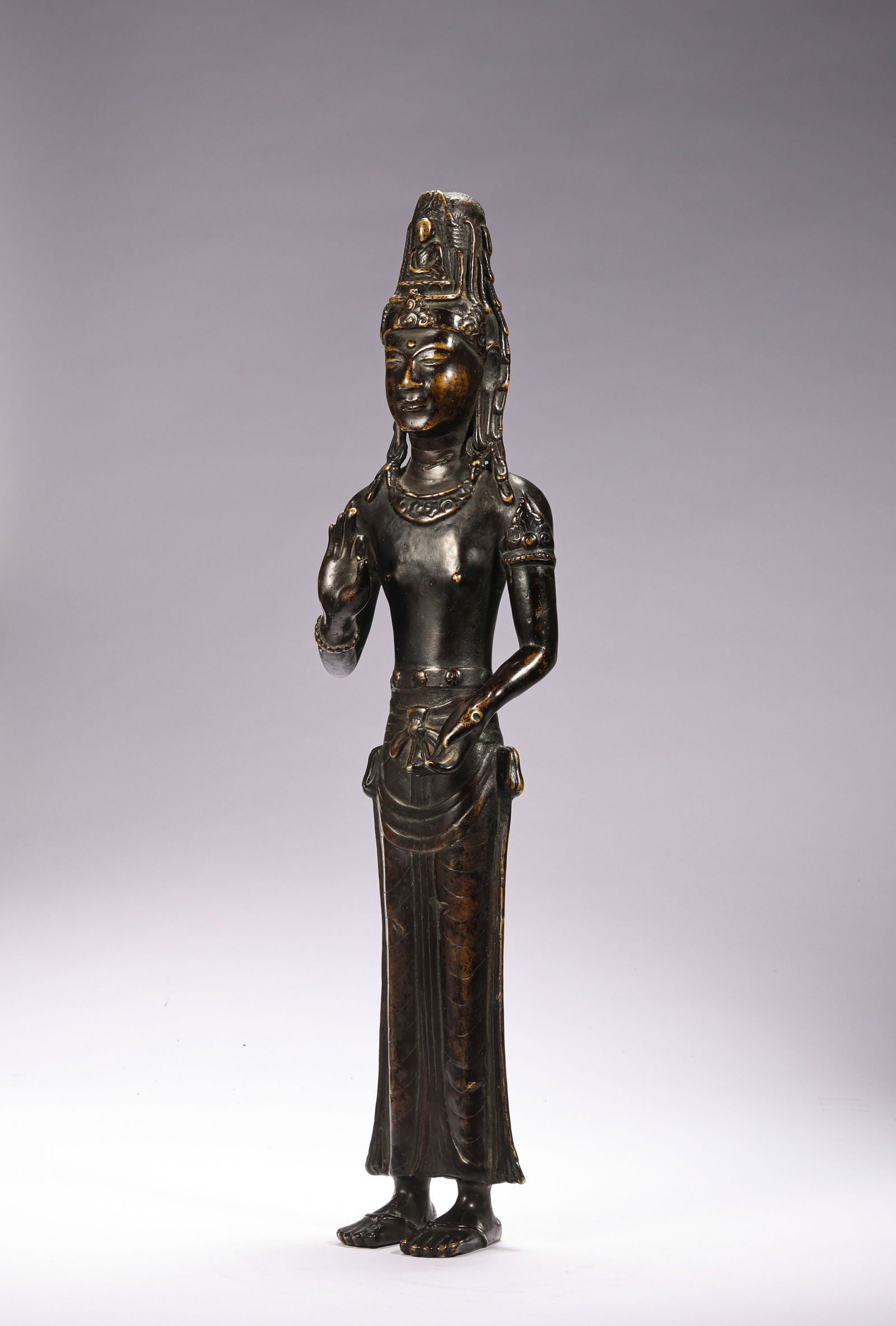 Dali Kingdom10Century-old bronze standing Buddha statue: H. 45 cm. W. 11.5 cm. Weight. 2600 gram.