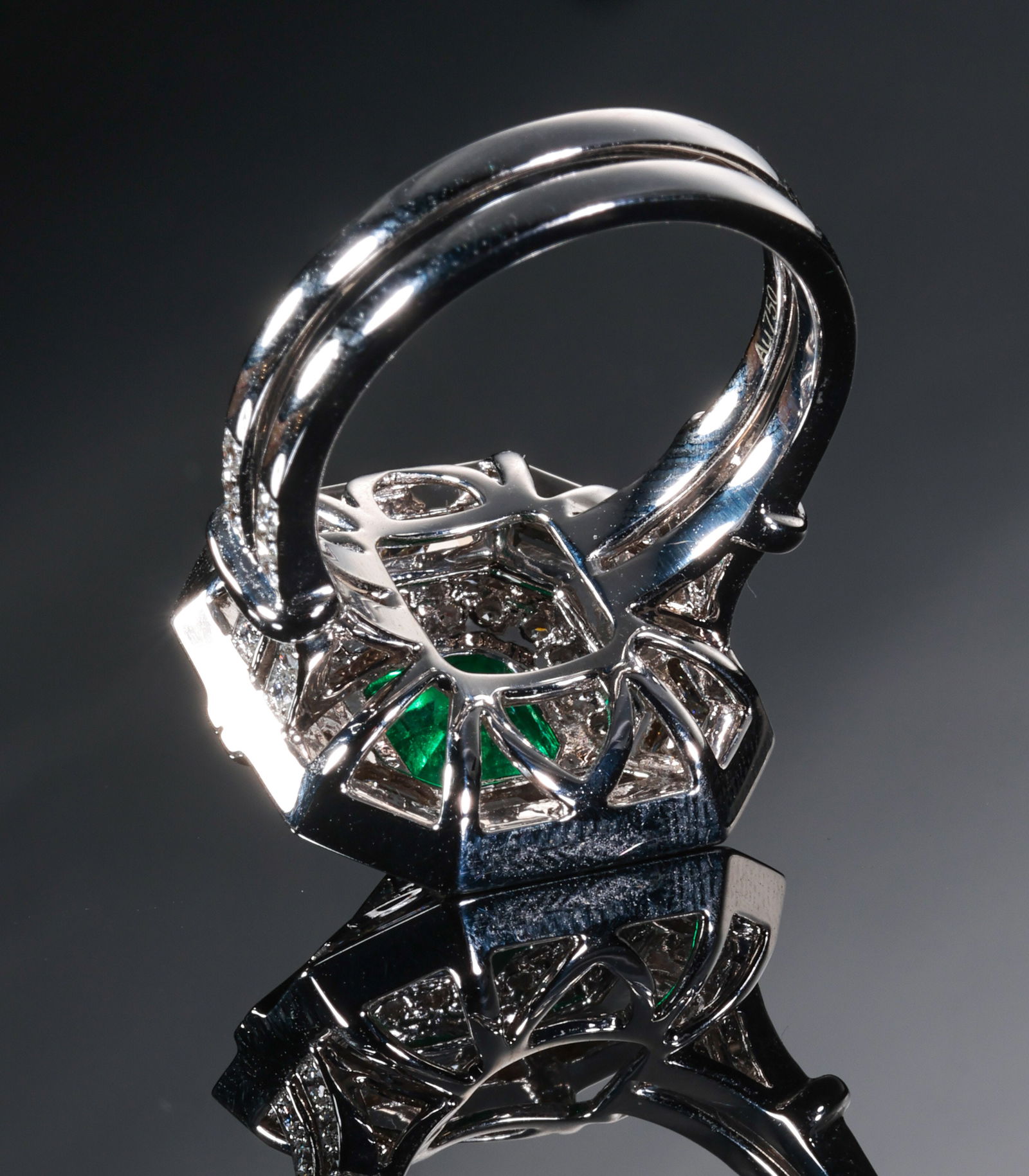 Natural Emerald Ring - 6