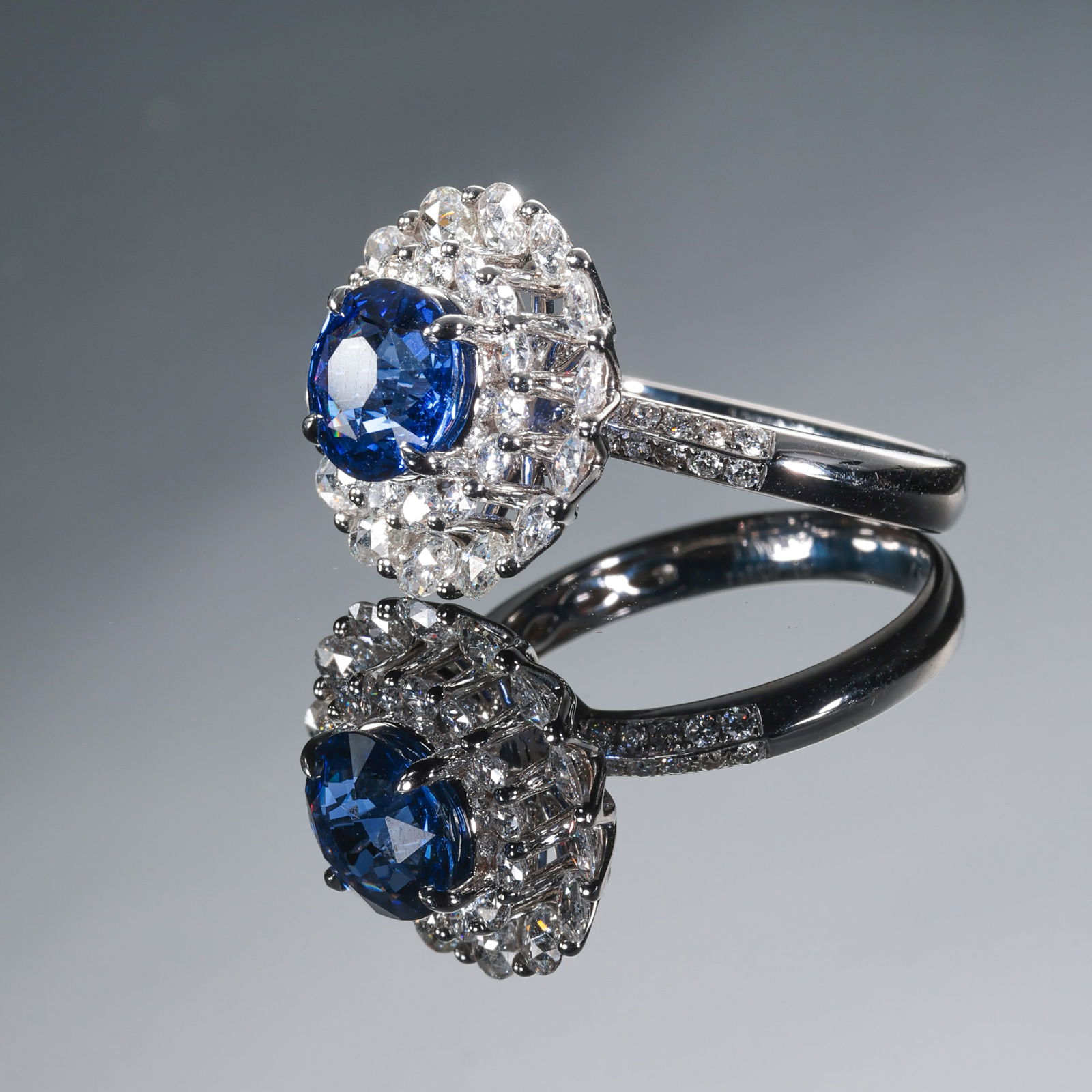 Natural Sapphire Ring - 3