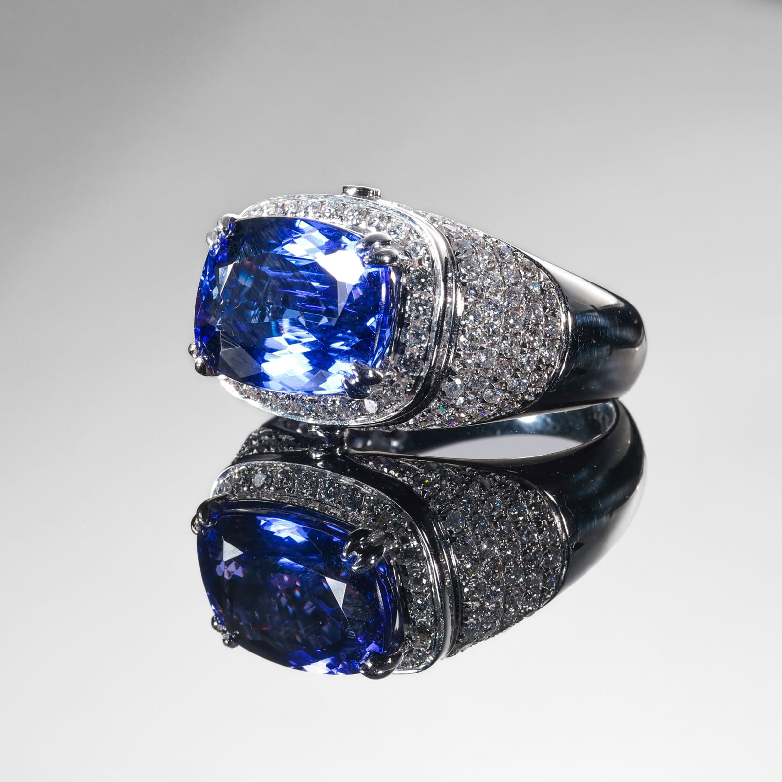 Natural Sapphire Ring - 3