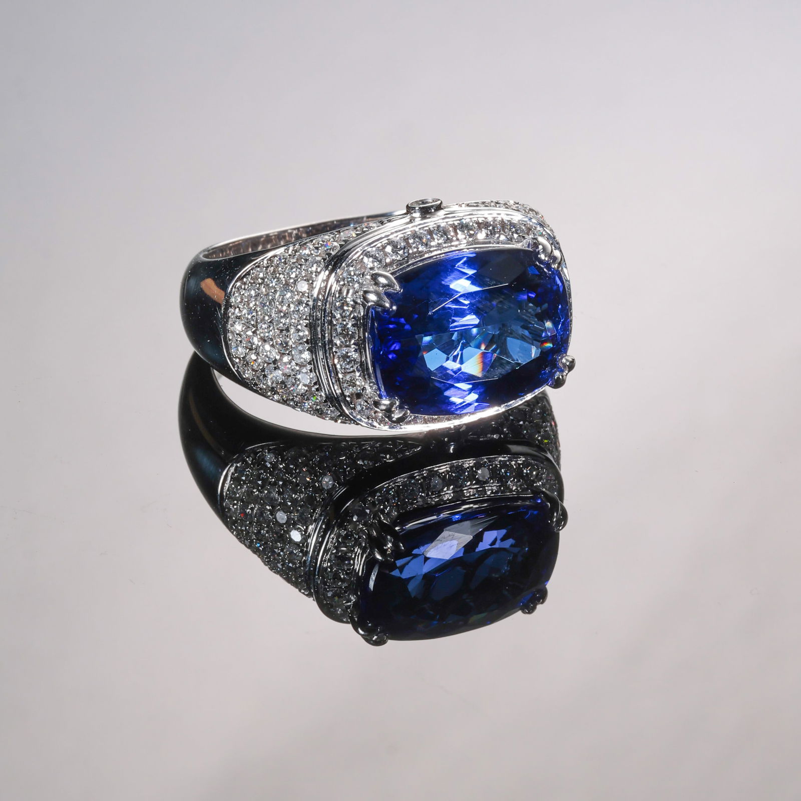 Natural Sapphire Ring - 4