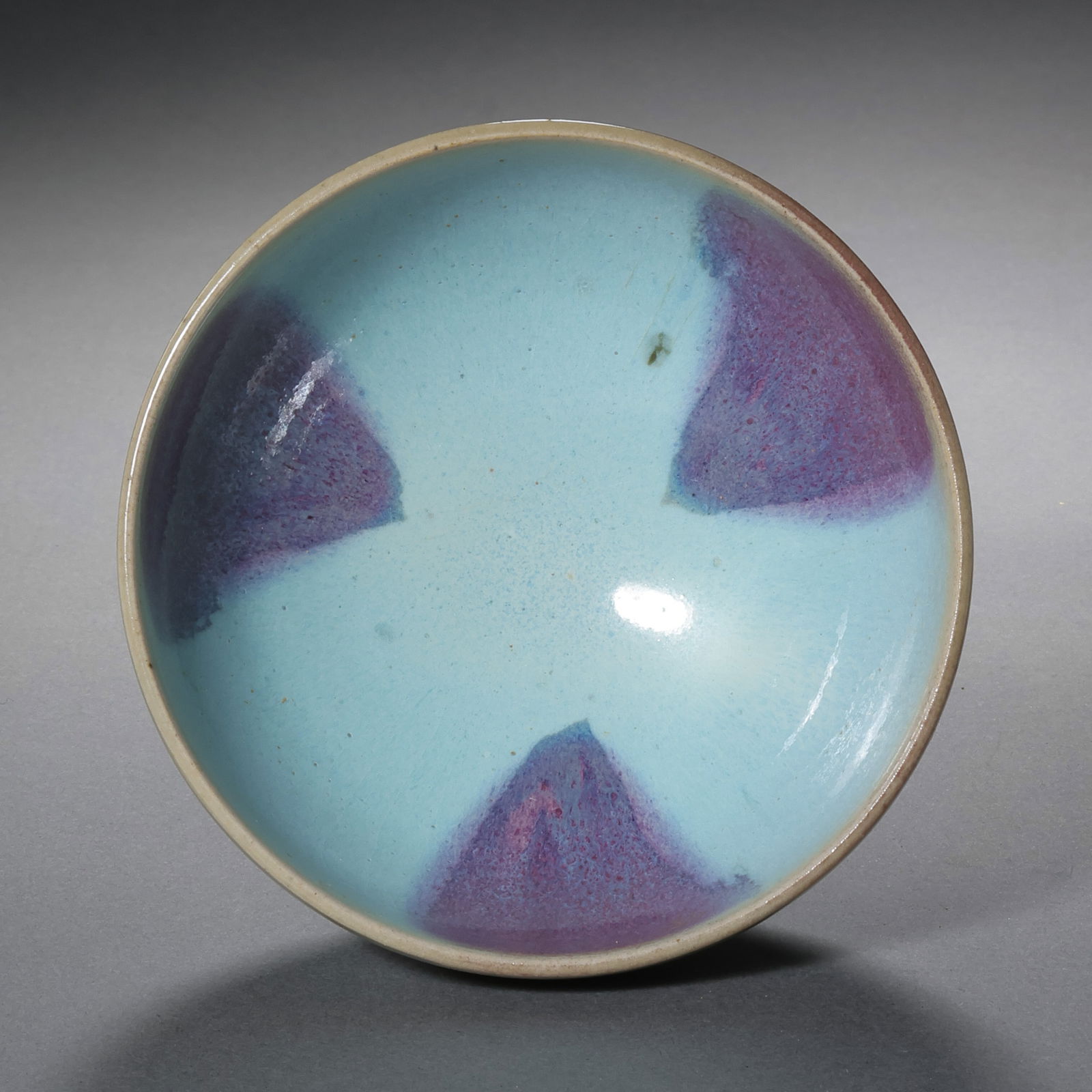 Northern Song Dynasty Jun ware sky-blue glazed cup with red bubbles: H. 4.8 cm. Diam. 9 cm.