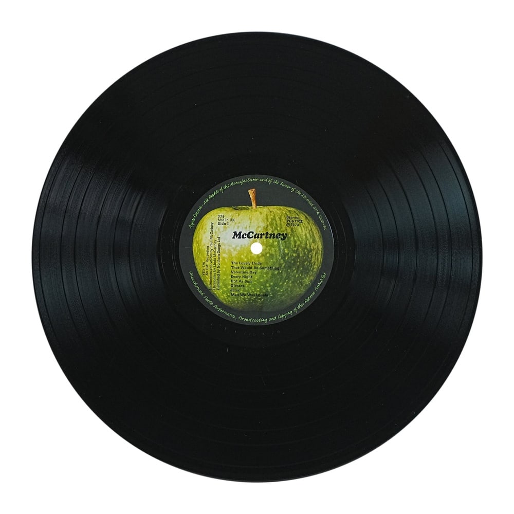 PAUL MCCARTNEY SIGNED "MCCARTNEY" UK LP - 7