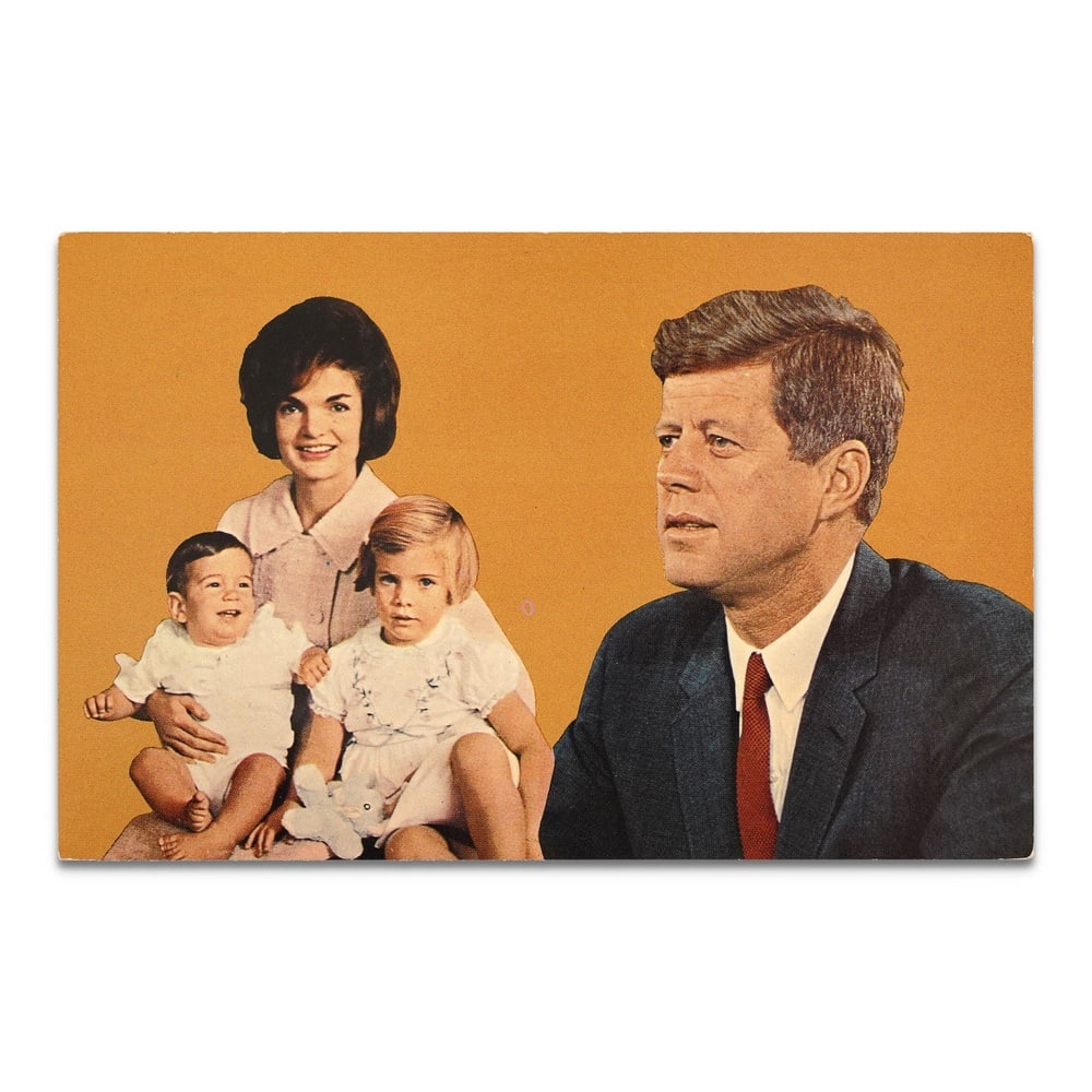 JOHN F. KENNEDY & JACQUELINE KENNEDY SIGNED POSTCARD: 5 1/2 x 3 1/2 in (14 x 9 cm) Provenance and Authentication: This collectible has undergone a rigorous forensic evaluation. The signatures were carefully analyzed across multiple criteria, including in