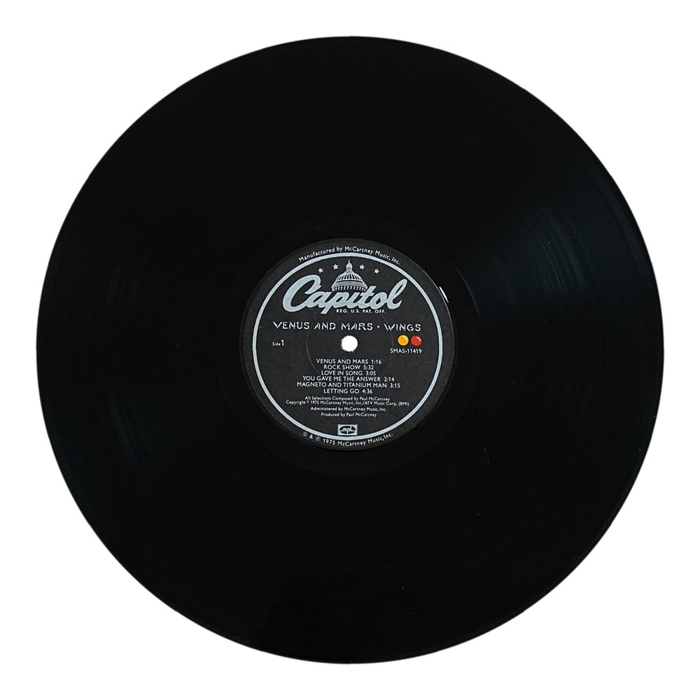PAUL MCCARTNEY SIGNED "VENUS AND MARS" UK LP - 10