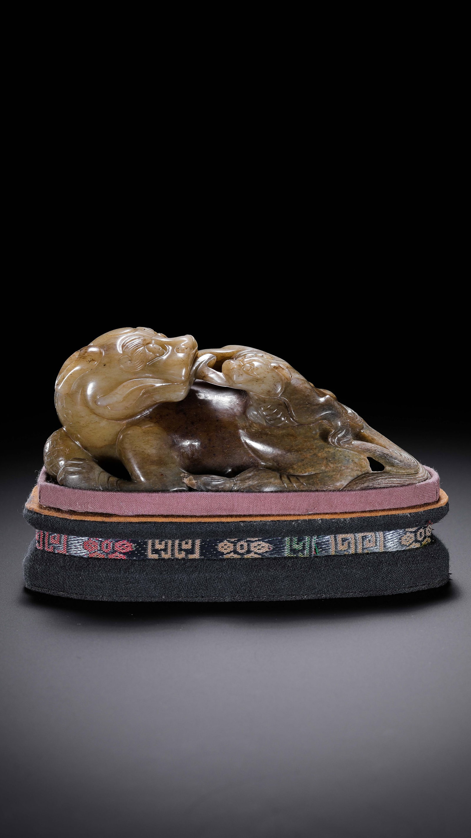 Jade auspicious beasts from the Han Dynasty in China (1 of 9)