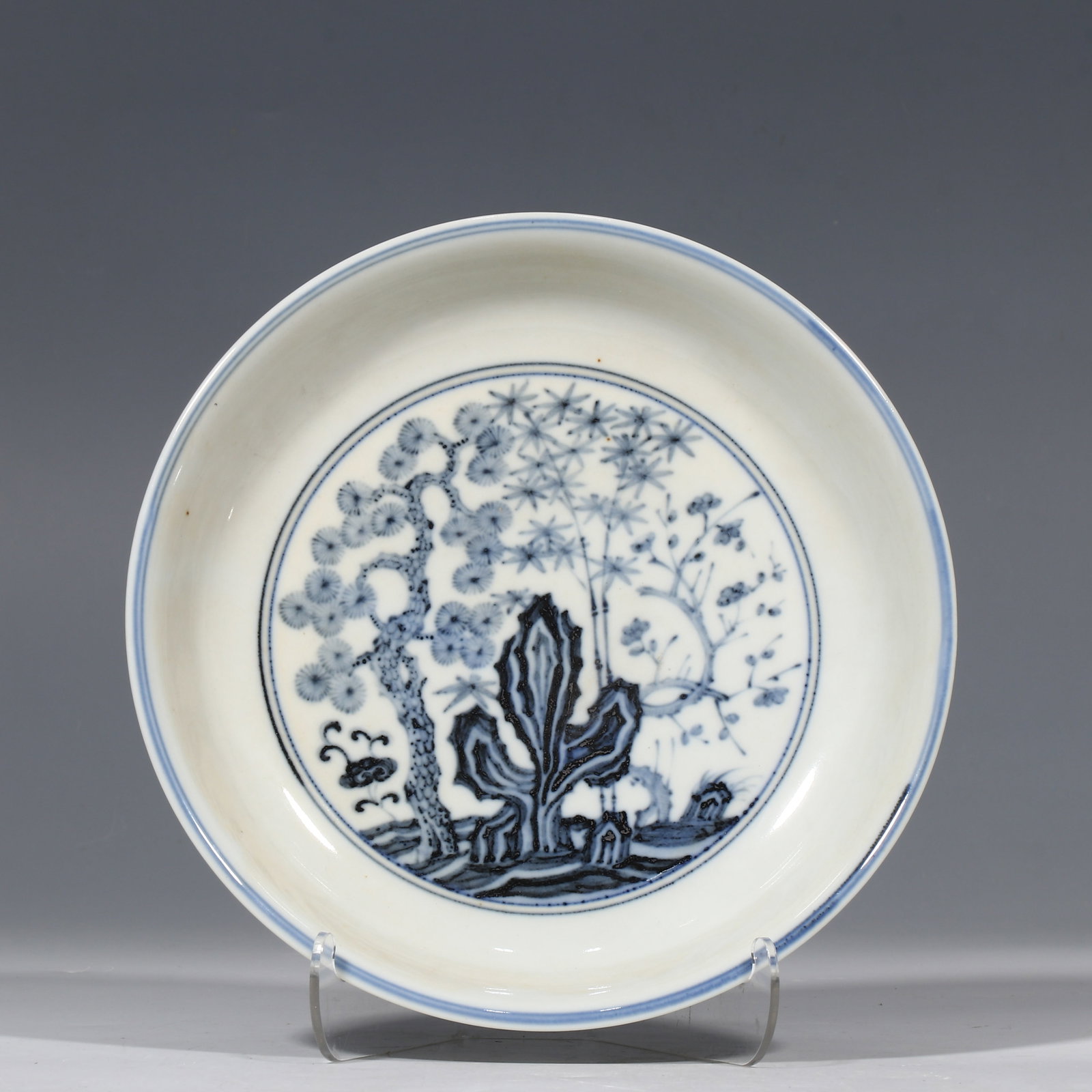 Blue and white porcelain plate from the Xuande period of the Ming Dynasty in China (1 of 9)