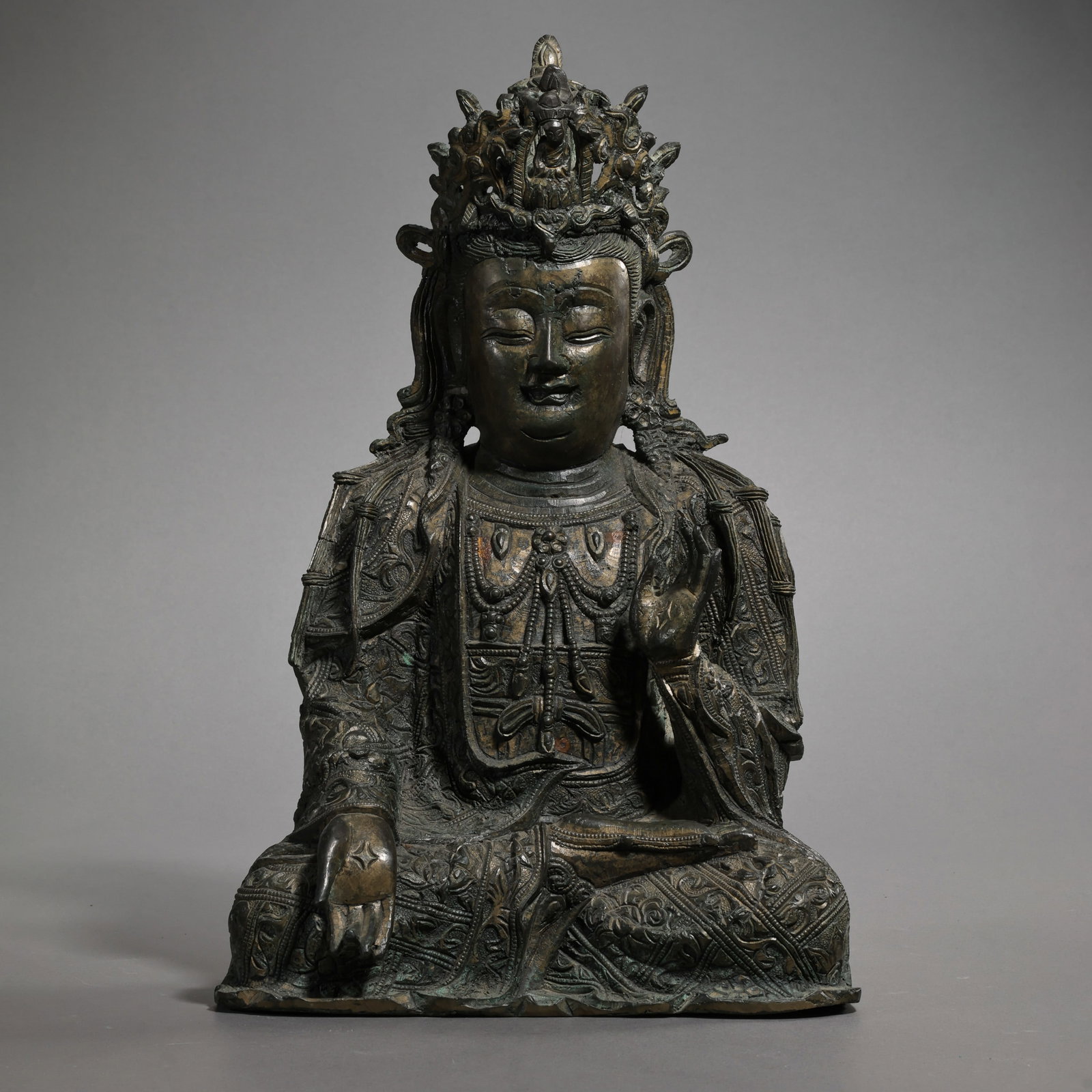 Chinese Ming Dynasty bronze seated Buddha statue (1 of 10)