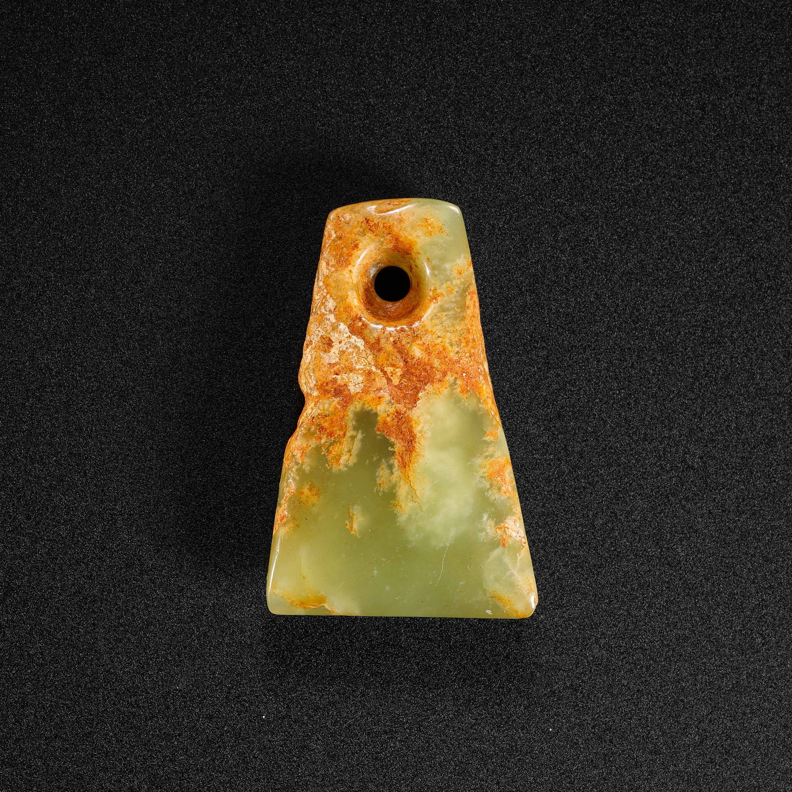 Jade artifacts from the Hongshan Culture period in China: L. 4 cm. Weight. 14 gram.