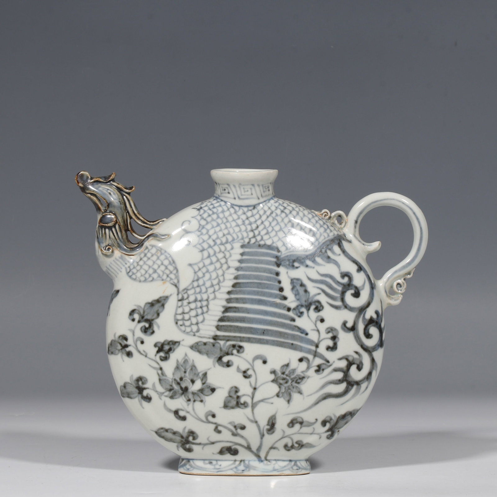 Chinese Yuan Dynasty Blue and White Porcelain Ewer (1 of 9)