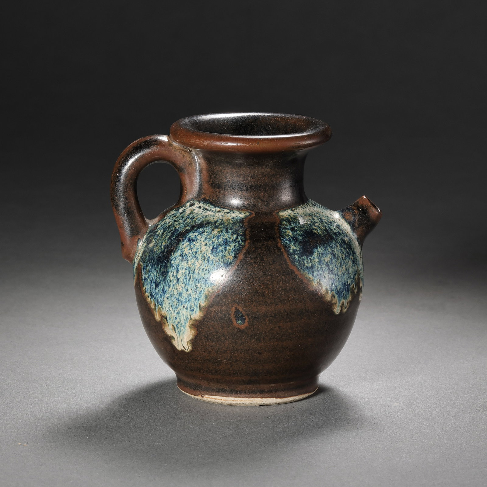 Chinese Tang Dynasty Lushan Flower Glazed Ewer (1 of 7)