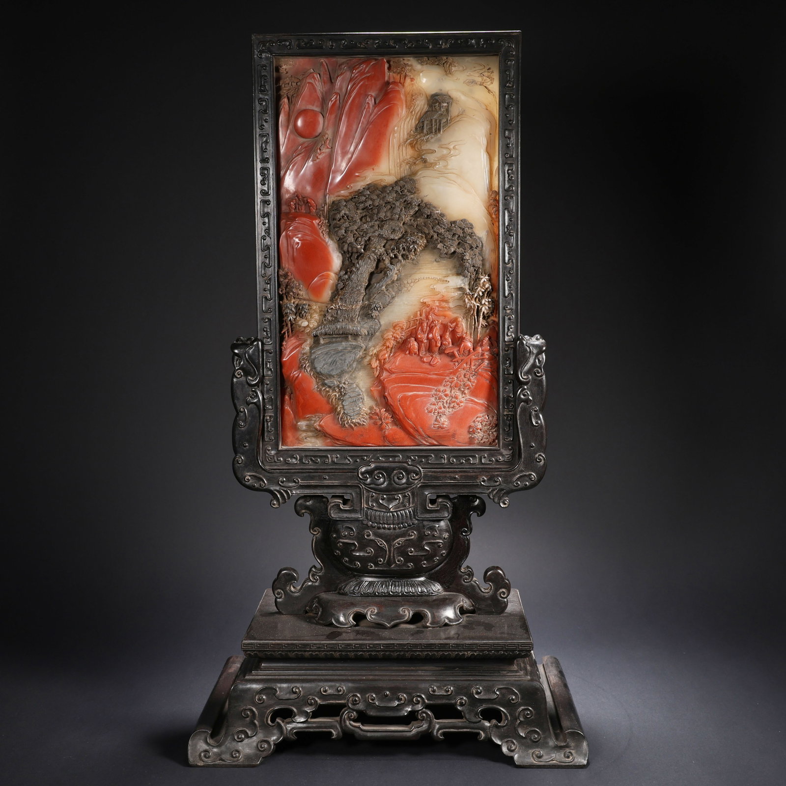 Chinese Qing Dynasty Rosewood Inlaid Rose Stone Screen: L. 28.5 cm. W. 18 cm. H. 52 cm. Weight. 4106 gram.