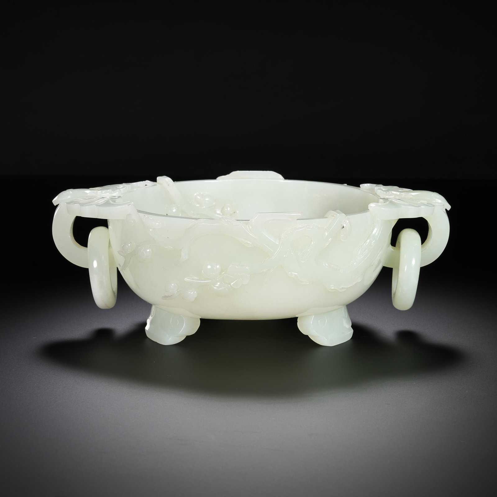 Chinese Qing Dynasty Hetian white jade tripod censer with double ring handles: H. 6 cm. W. 7.2 cm. Weight. 480 gram.
