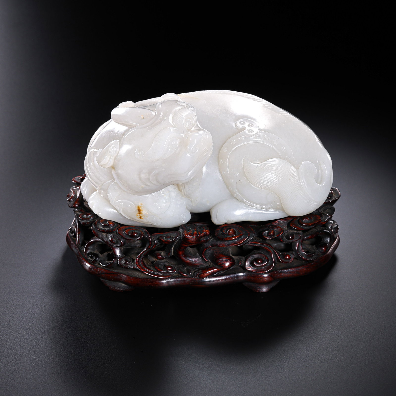 Chinese Qing Dynasty Hetian white jade auspicious beast ornament: H. 10.3 cm. W. 14 cm. Weight. 1180 gram.