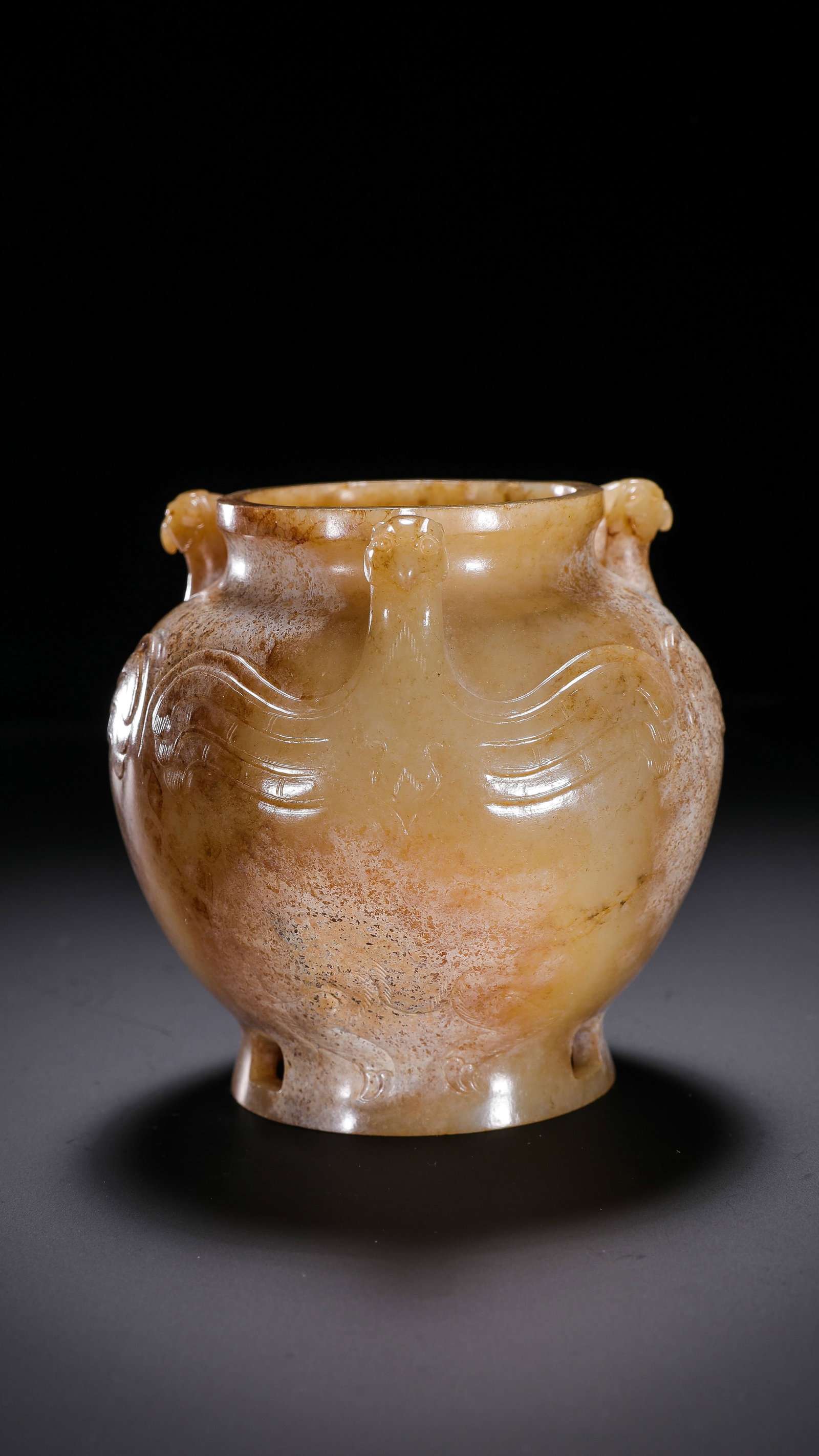 Chinese Han Dynasty Jade Jar with Three Phoenixes (1 of 9)