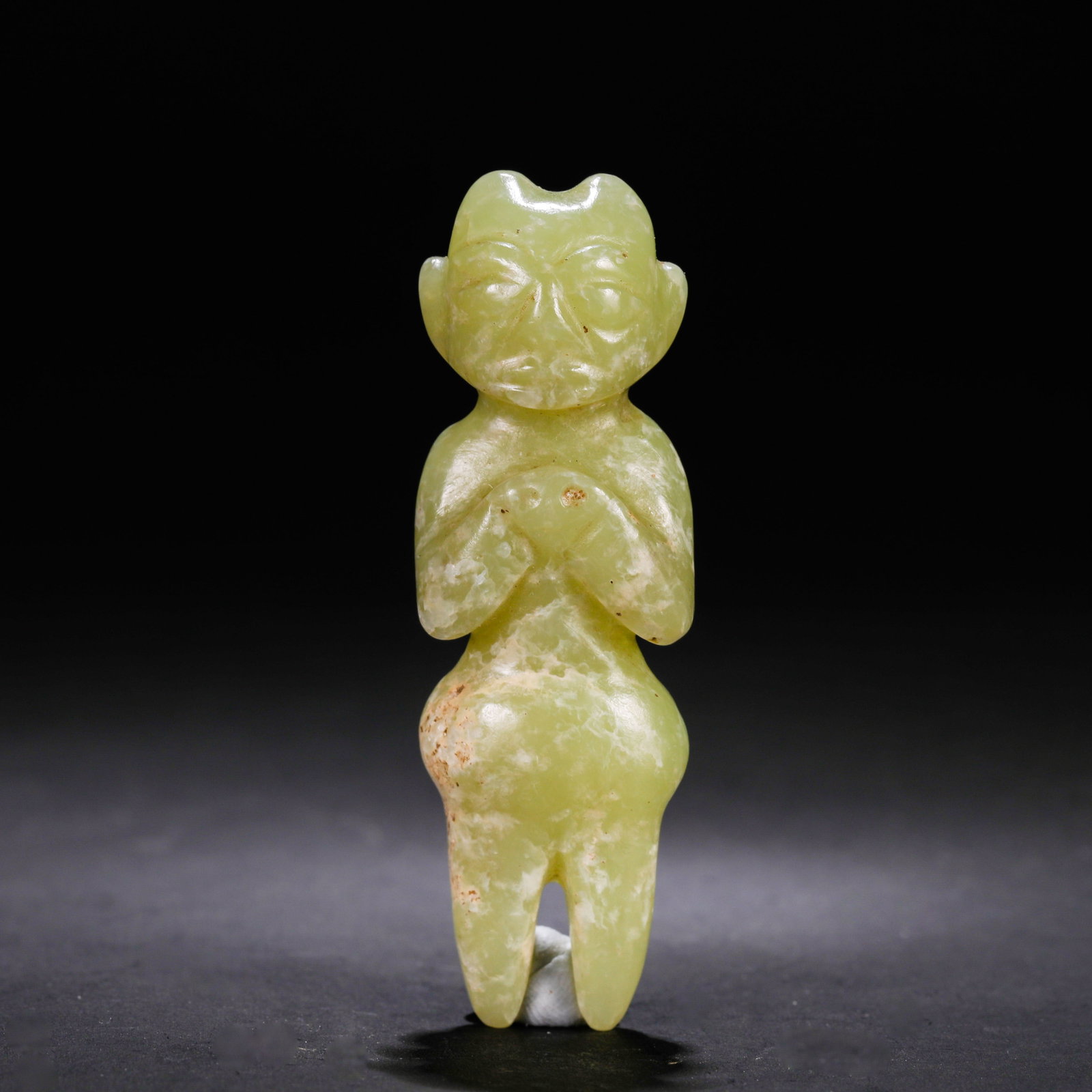Jade figurines from the Hongshan Culture of the Hongshan Period in China: H. 7 cm. W. 2.5 cm. Weight. 35 gram.