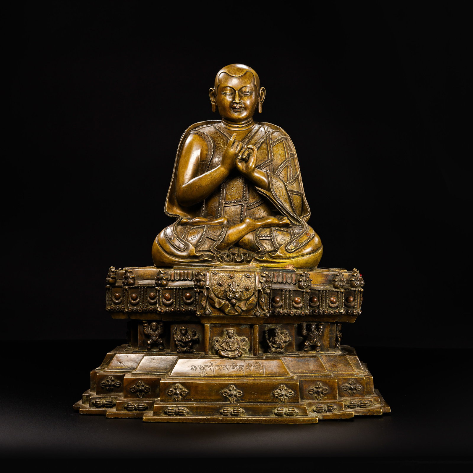 Chinese Ming Dynasty Alloy Bronze Seated Buddha Statue (1 of 13)