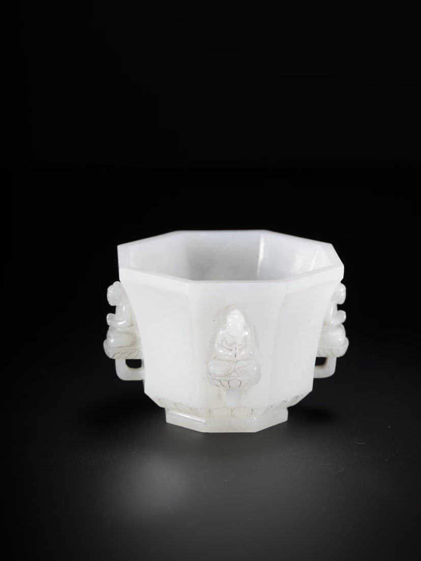 Chinese Qing Dynasty Hetian white jade Buddha statue cup (1 of 7)