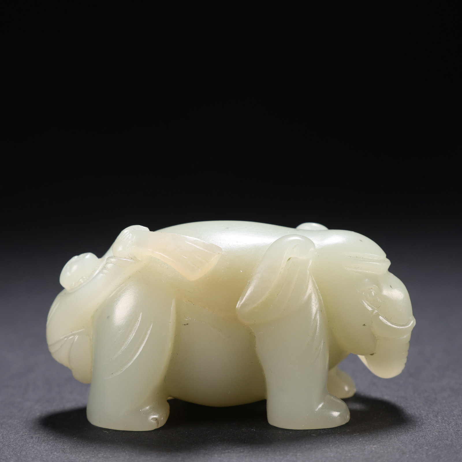 Hotan White Jade Elephant in Qing Dynasty, China (1 of 9)