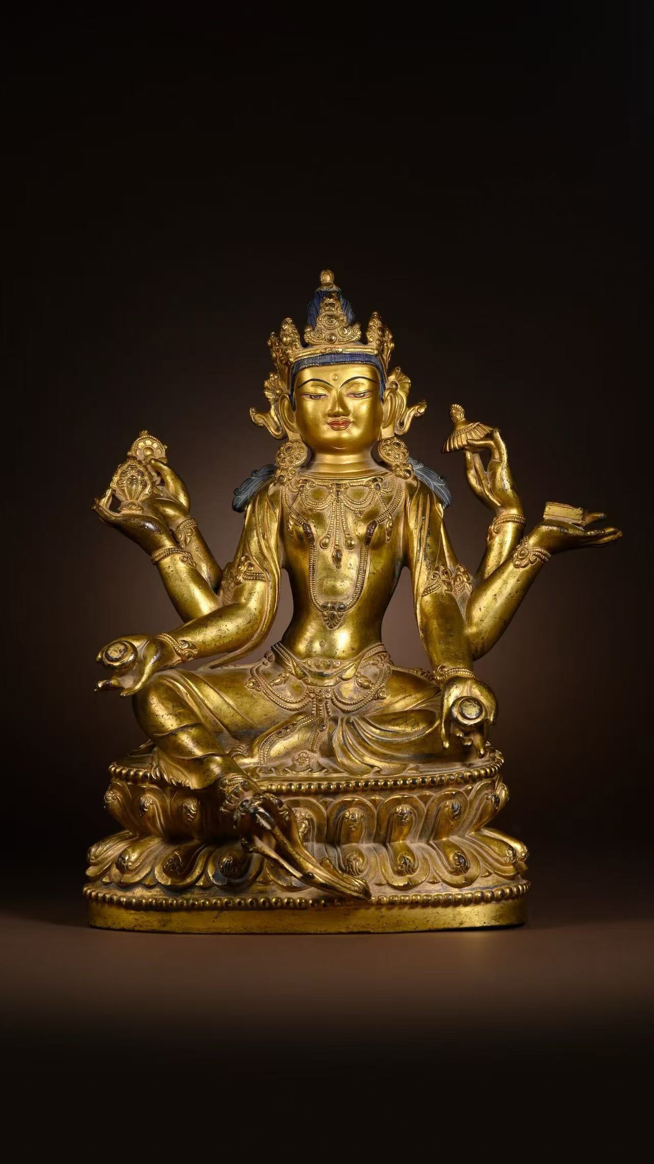 Chinese Ming Dynasty Gilt Bronze Seated Buddha Statue (1 of 16)