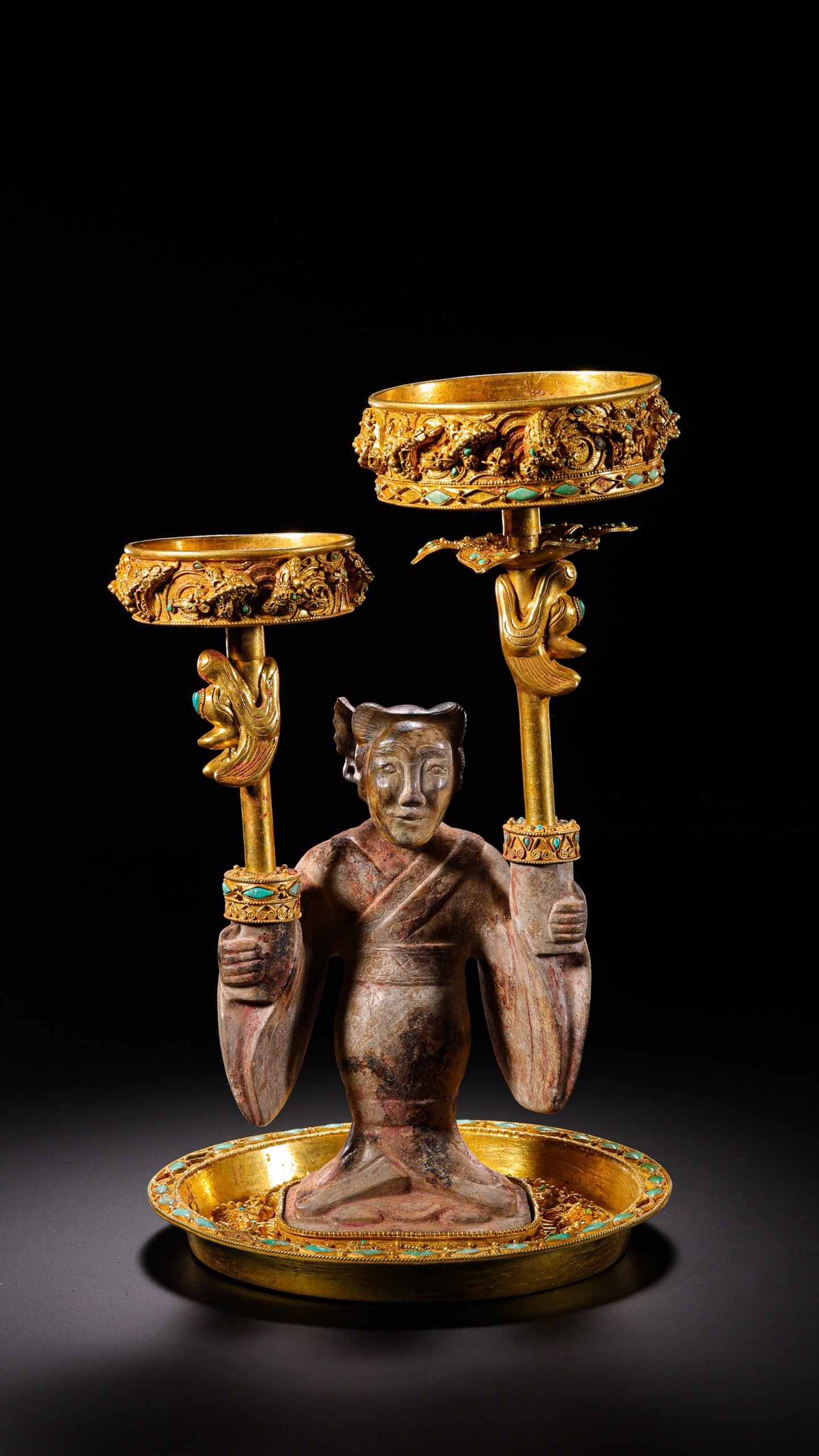 Chinese Han Dynasty Gold Lampstand Inlaid with Turquoise: H. 20 cm. W. 11.8 cm. Weight. 769 gram.