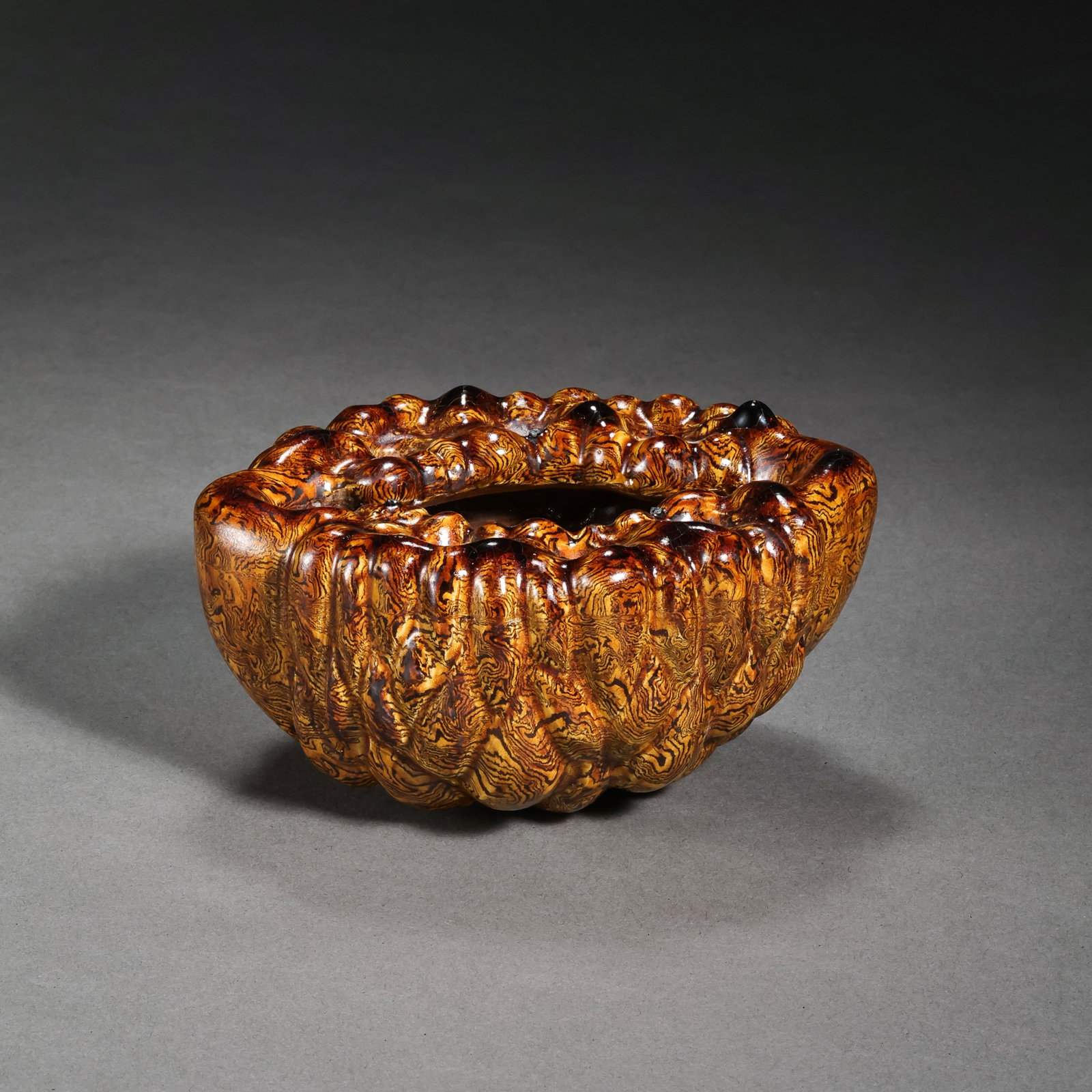 Chinese Tang Dynasty Yellow Glazed Marbled Hand Cup: H. 5 cm. W. 9.5 cm.