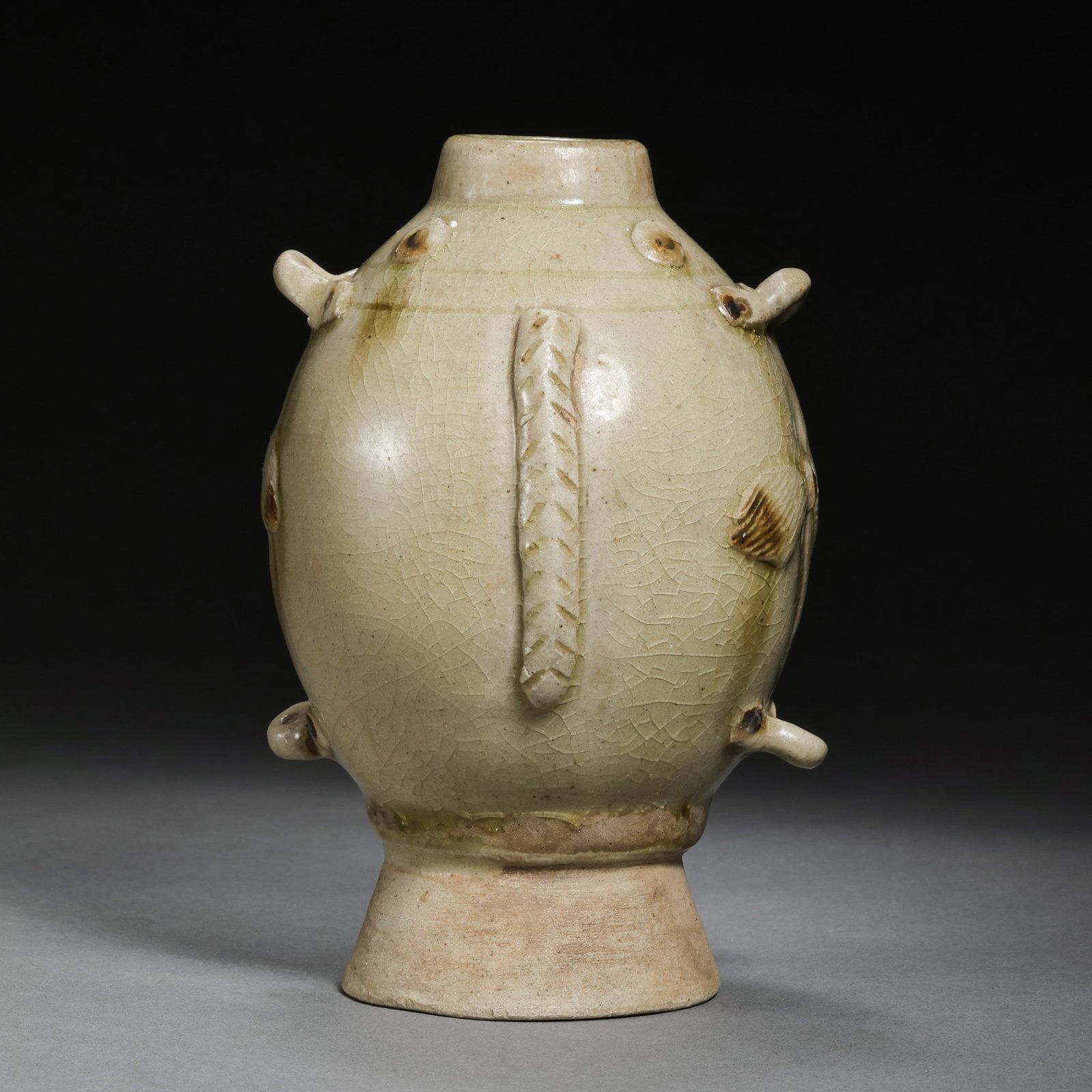 Fish-shaped Vase from Xiangzhou Kiln, Sui Dynasty, China (1 of 8)