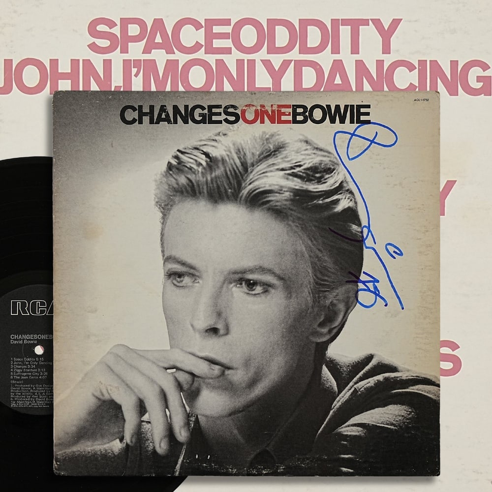 DAVID BOWIE SIGNED "CHANGESONEBOWIE" LP: 12 1/4 x 12 1/4 in Provenance and Authentication: According to the Letter of Authenticity (LOA) and Certificate of Authenticity (COA) provided by the consignor, this collectible was subjected to a for