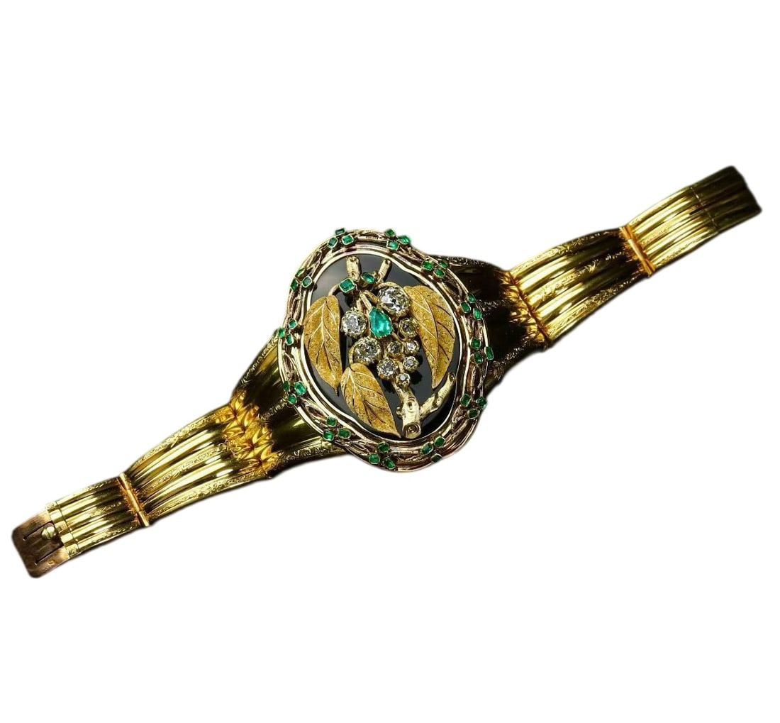 Napoleon III Gold Branches, Leaves, Diamonds, Emeralds, and Fruits Bracelet: Diam. 48-58 cm. Weight. 60 gram.