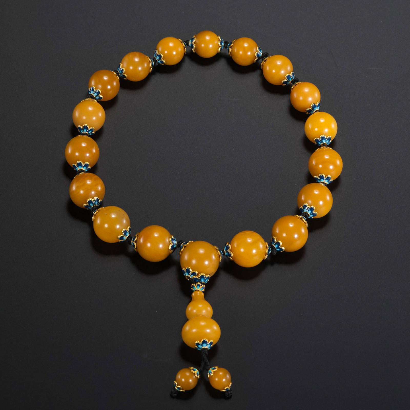 Chinese Qing Dynasty Tianhuang Handheld: L. 23.5 cm. Diam. 2 cm. Weight. 84 gram.