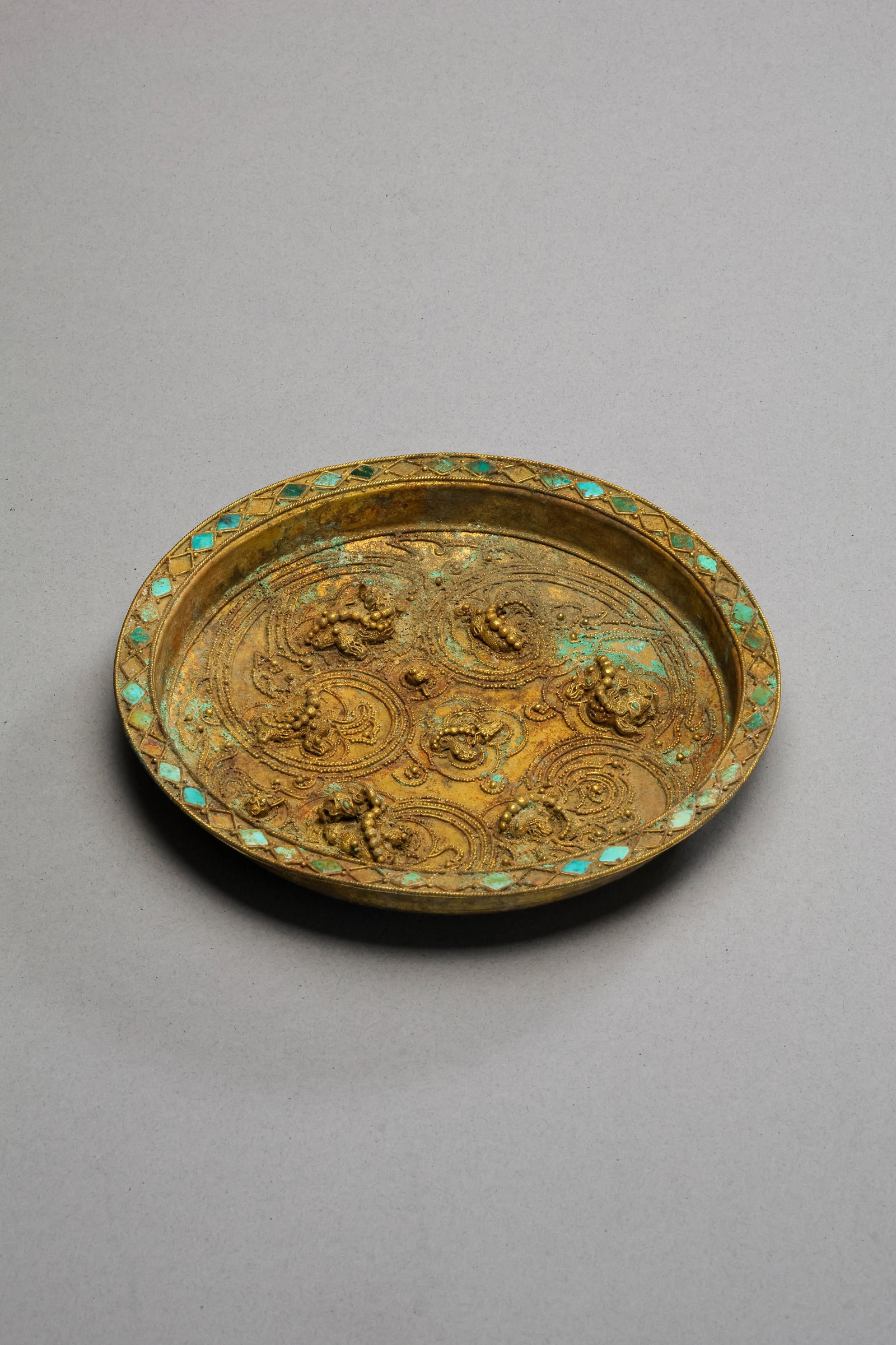 Chinese Han Dynasty silver-gilt inlaid turquoise folded-rim plate (1 of 6)