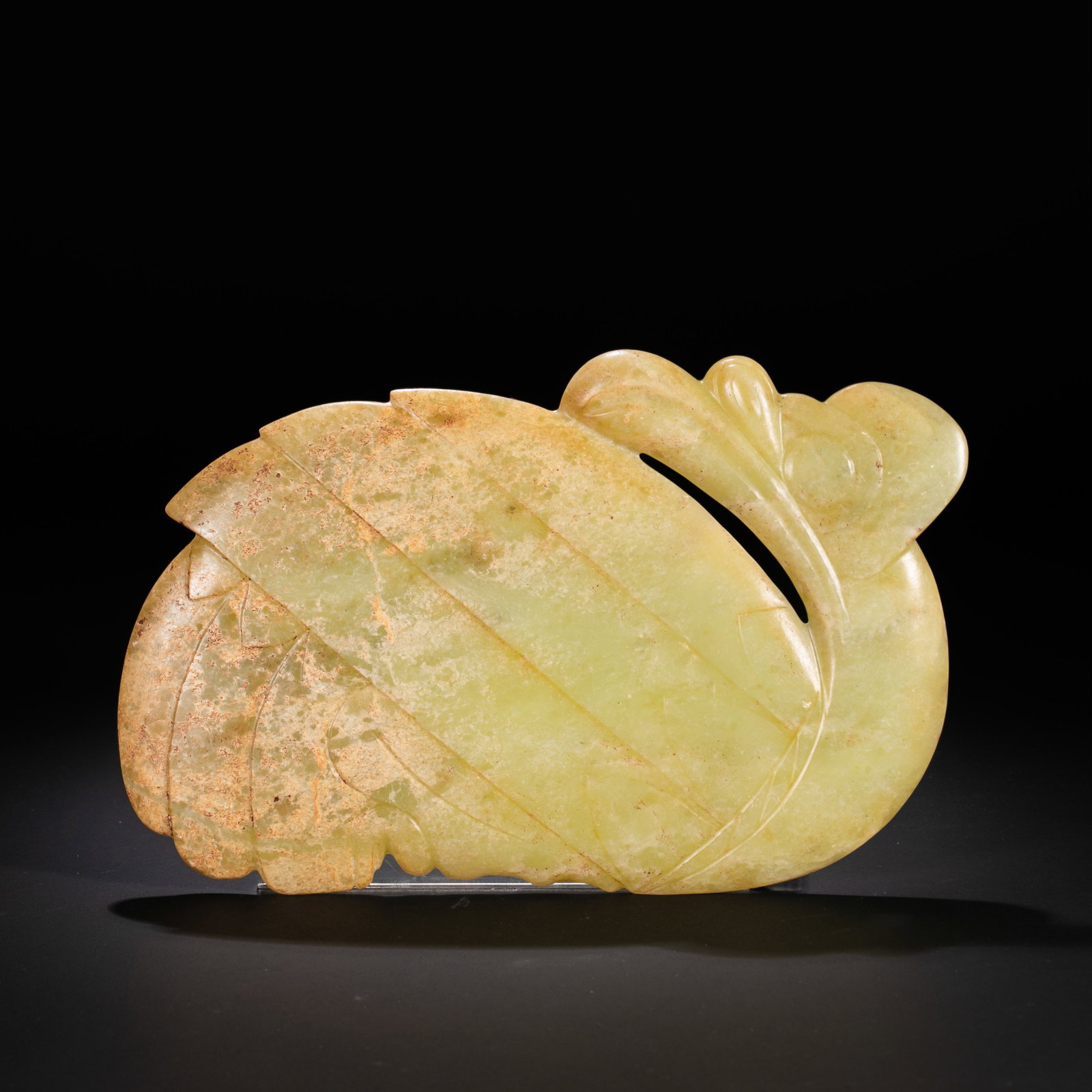 Jade artifacts from the Hongshan Culture period in China: H. 13 cm. W. 20 cm. Weight. 532.6 gram.