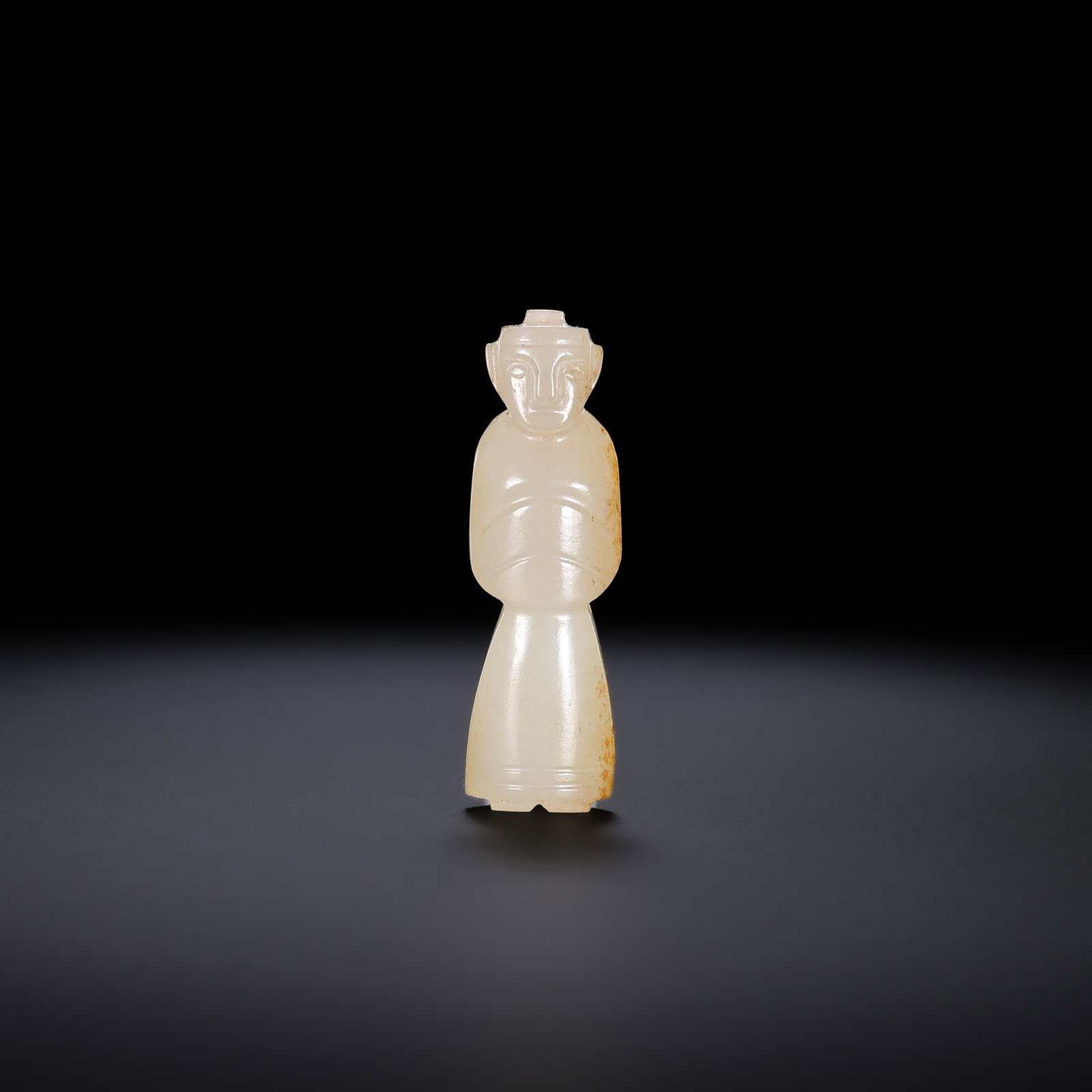 Jade figurines from the Han Dynasty in China: H. 4.5 cm. Weight. 9 gram.