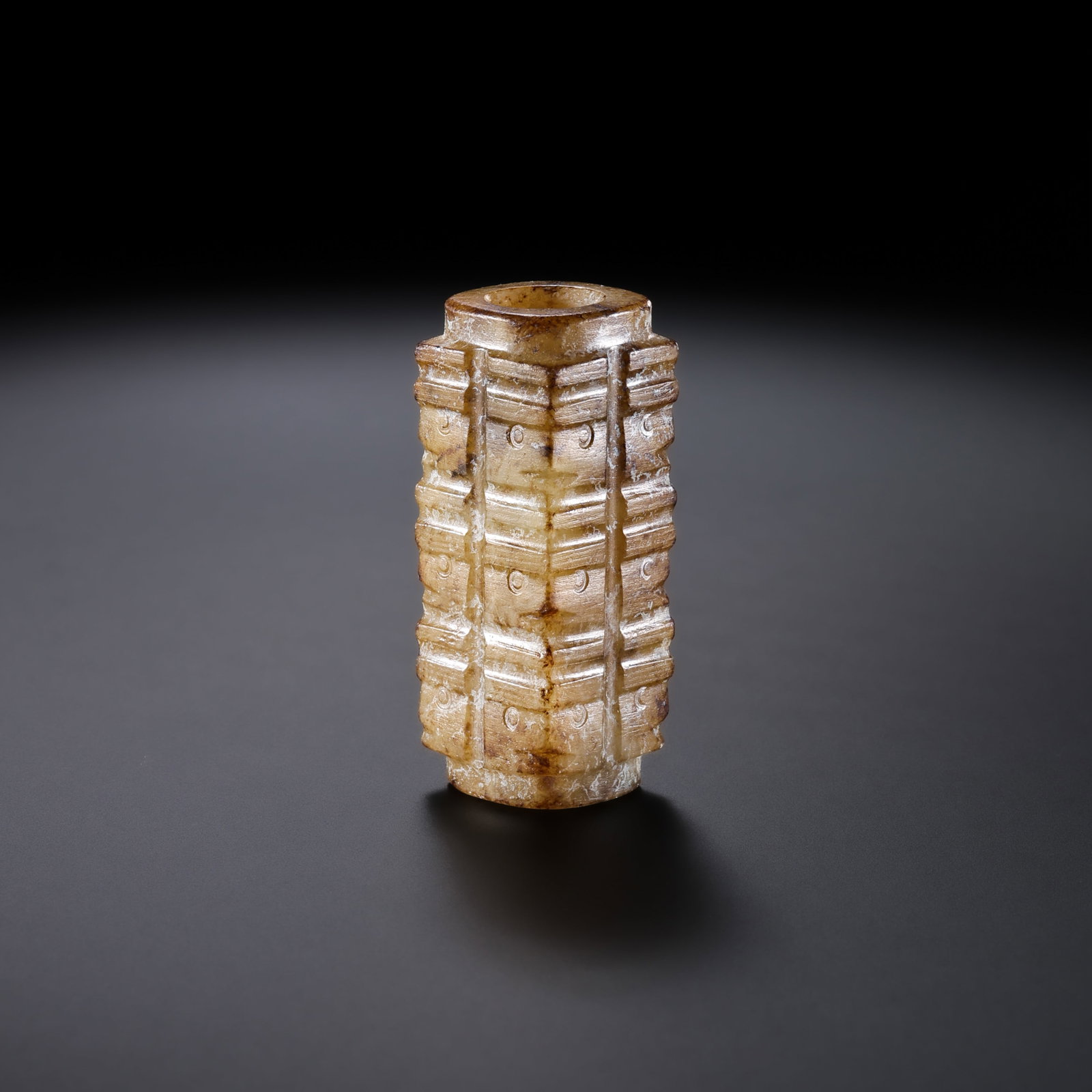 Jade dagger from the Han Dynasty in China (1 of 8)