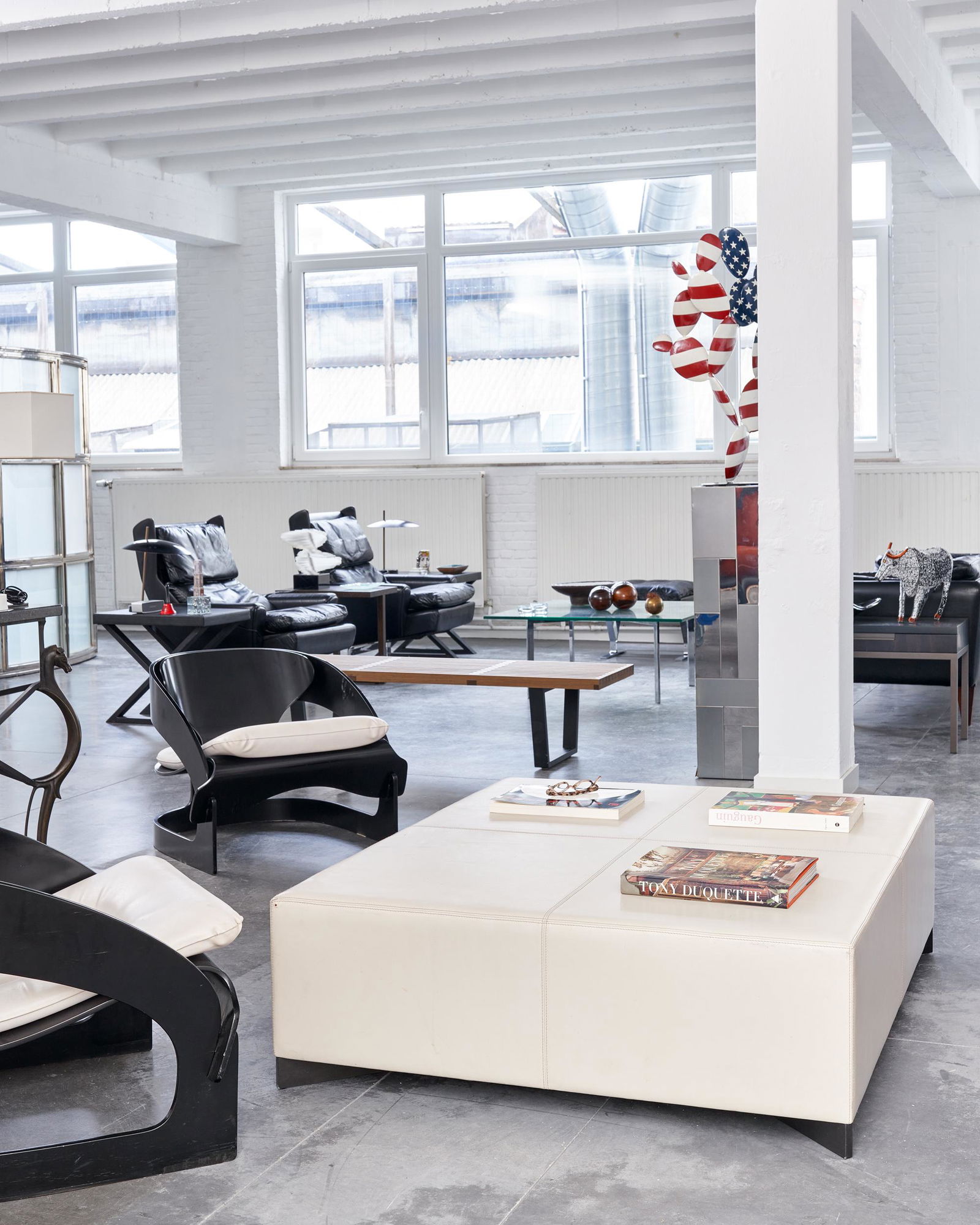 CHRISTIAN LIAIGRE (1943-2022) Coffee table, 1998 Gallet model  Leather, black stained oak base and (1 of 1)