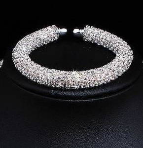 BRACELET 18K bangle with diamonds 15.00ct