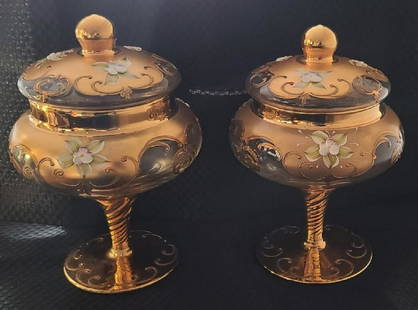 Italian Vetreria Murano Arte 24k gold ITALY HAND PAINT: Pair Italian Vetreria Murano Arte bowls with lids.. 24k gold glazed and handpainted with flowersAPPROX 8" HEIGHT