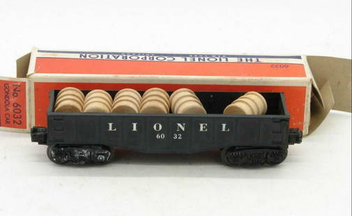 LIONEL TRAIN SET 6032 Post War Black Gondola +Barrels: Lionel 6032 Post War Black Gondola with Barrel Load and Original Box