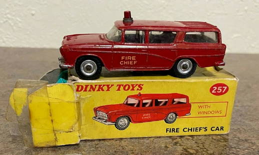 Dinky Vehicle #257 + Box: Dinky Vehicle Toys Meccano #257 Nash Rambler Fire Chief's Car with Original Box