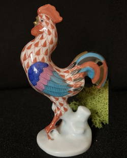 Herend Medium Rooster Figurine Hand Paint +Gold Accents: Herend Medium Rooster Figurine Red Fishnet Gold Accents Herend Medium size Rooster Figurine in Red Fishnet design with 24K Gold Accents.handpainted, handmade in the world famous Herend porcelain