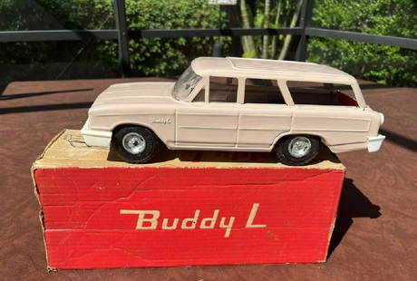 Buddy L Station Wagon with Box: Buddy L Station Wagon with Box original condition